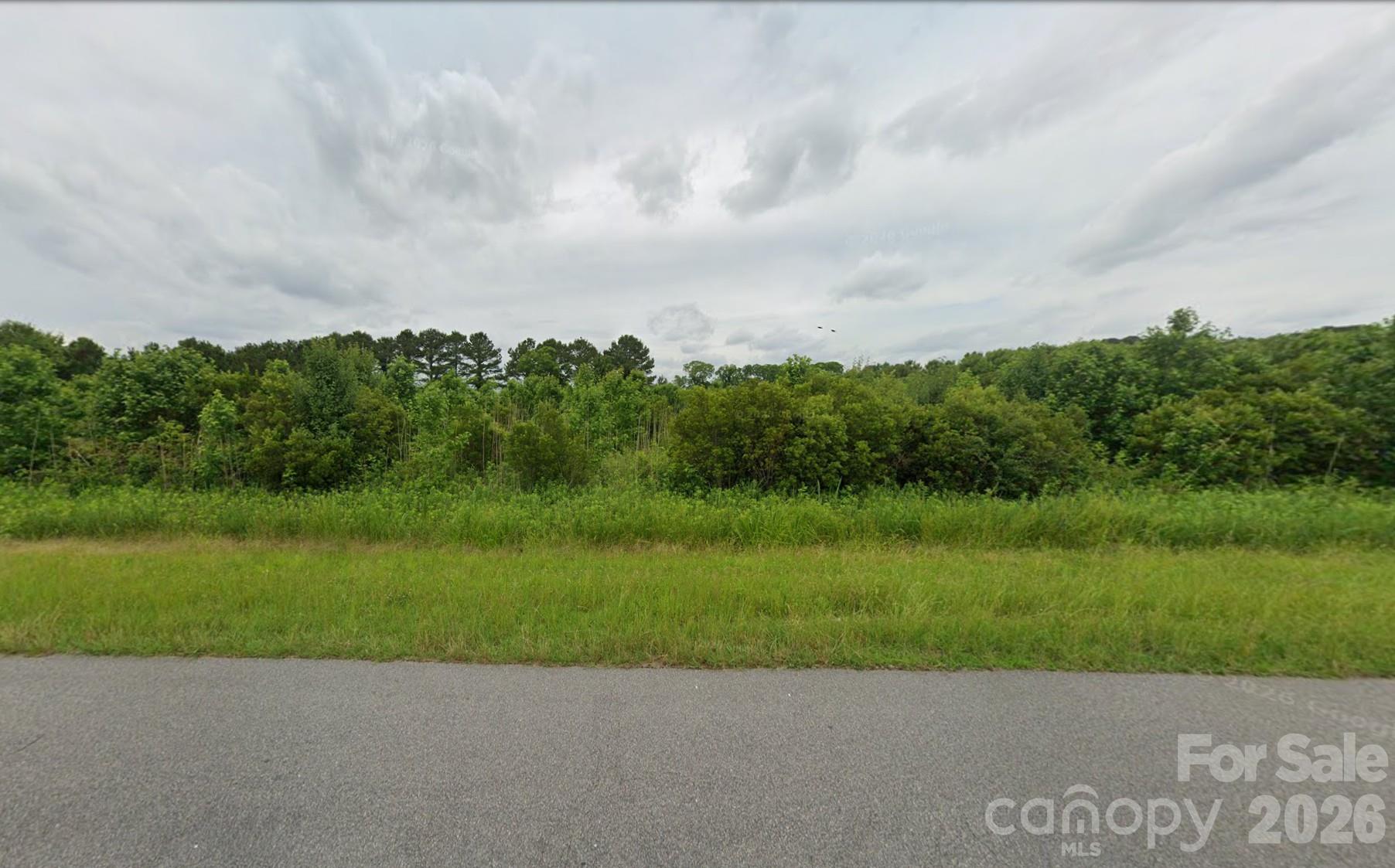 112 Beau Parkway Property Photo 2