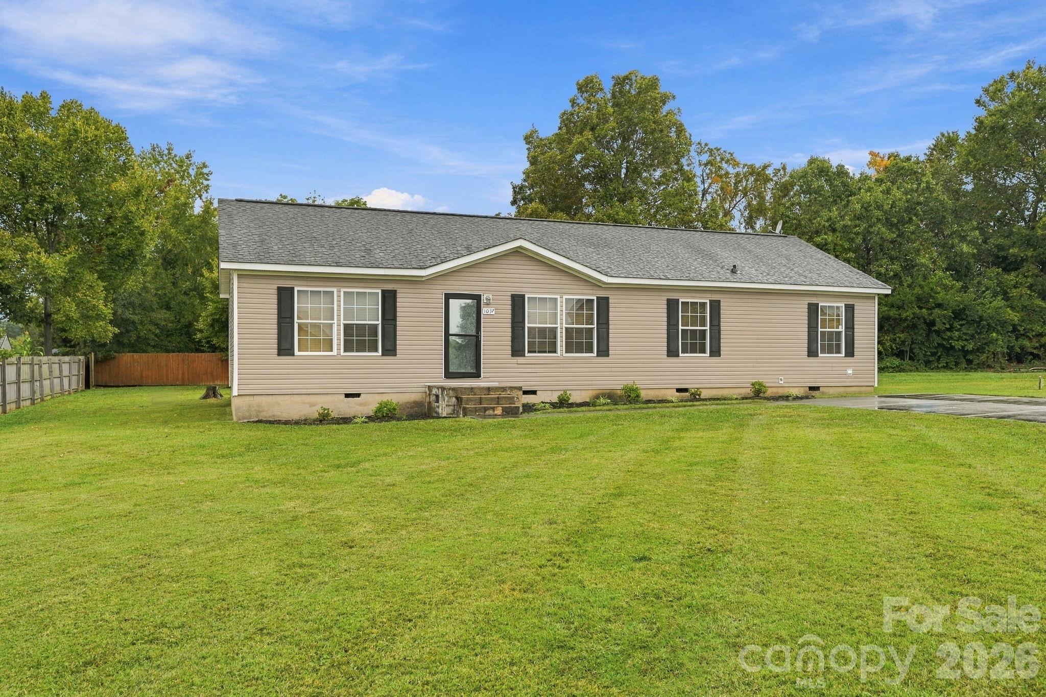 1037 Appledown Court Property Photo 1