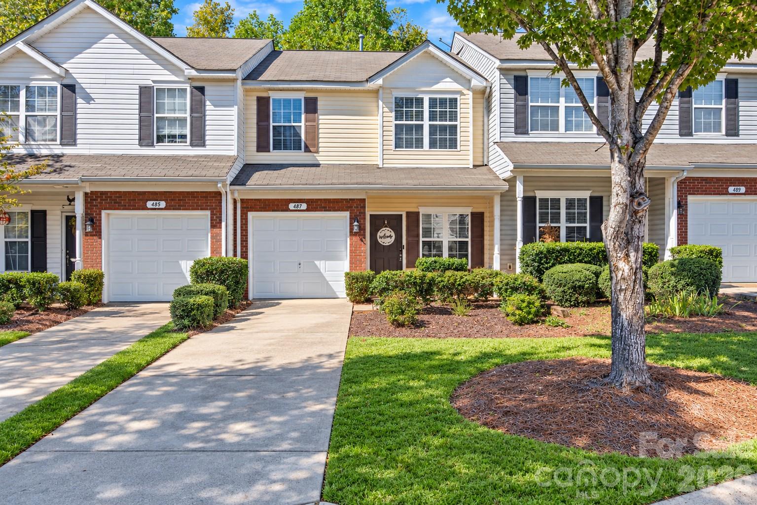 487 Delta Drive Property Photo 1