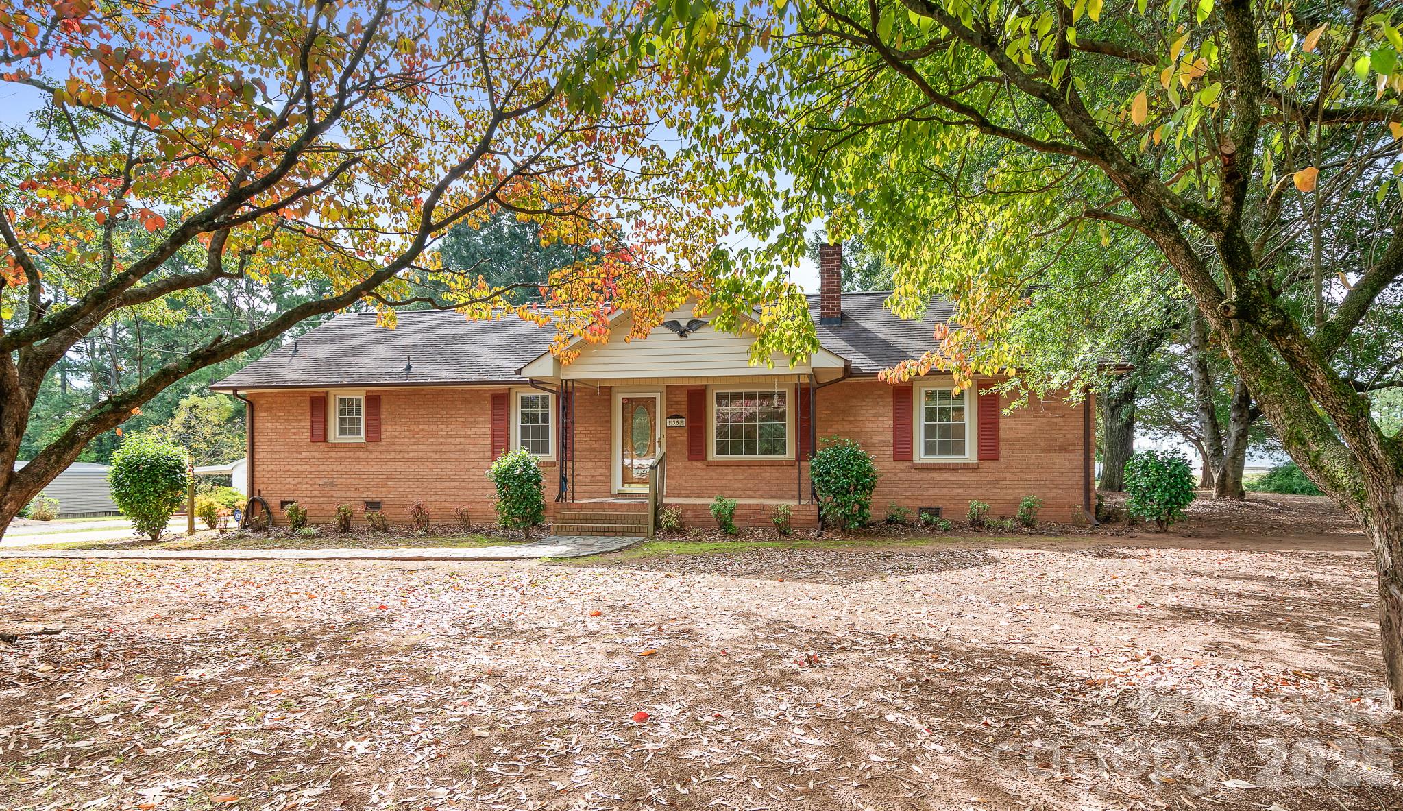 35 Sumner Avenue Property Photo 4