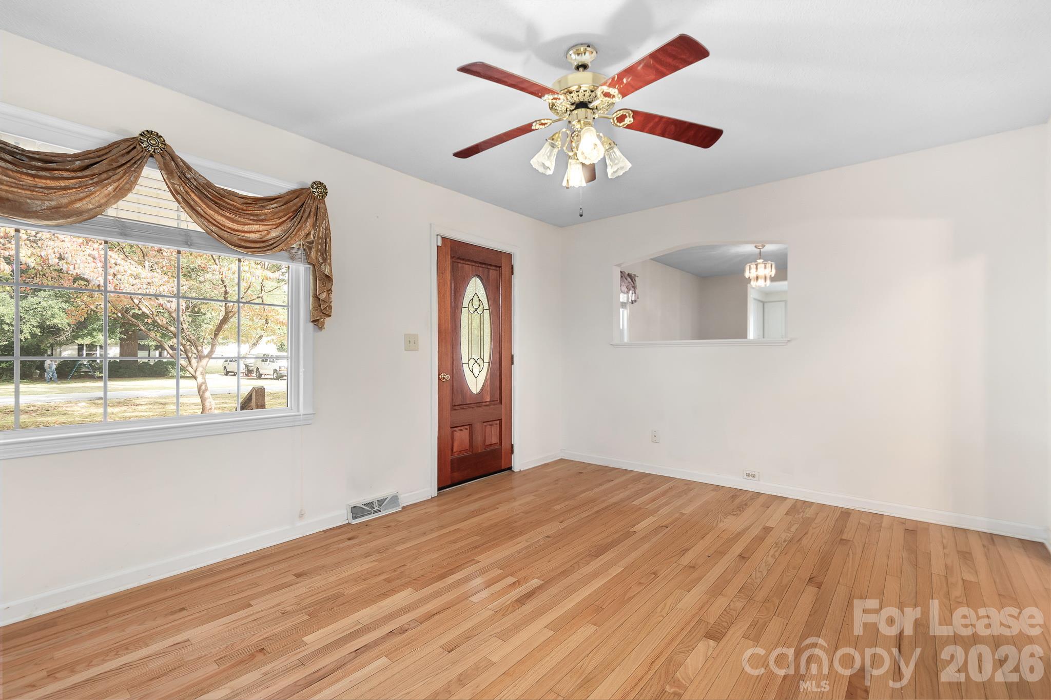 35 Sumner Avenue Property Photo 7