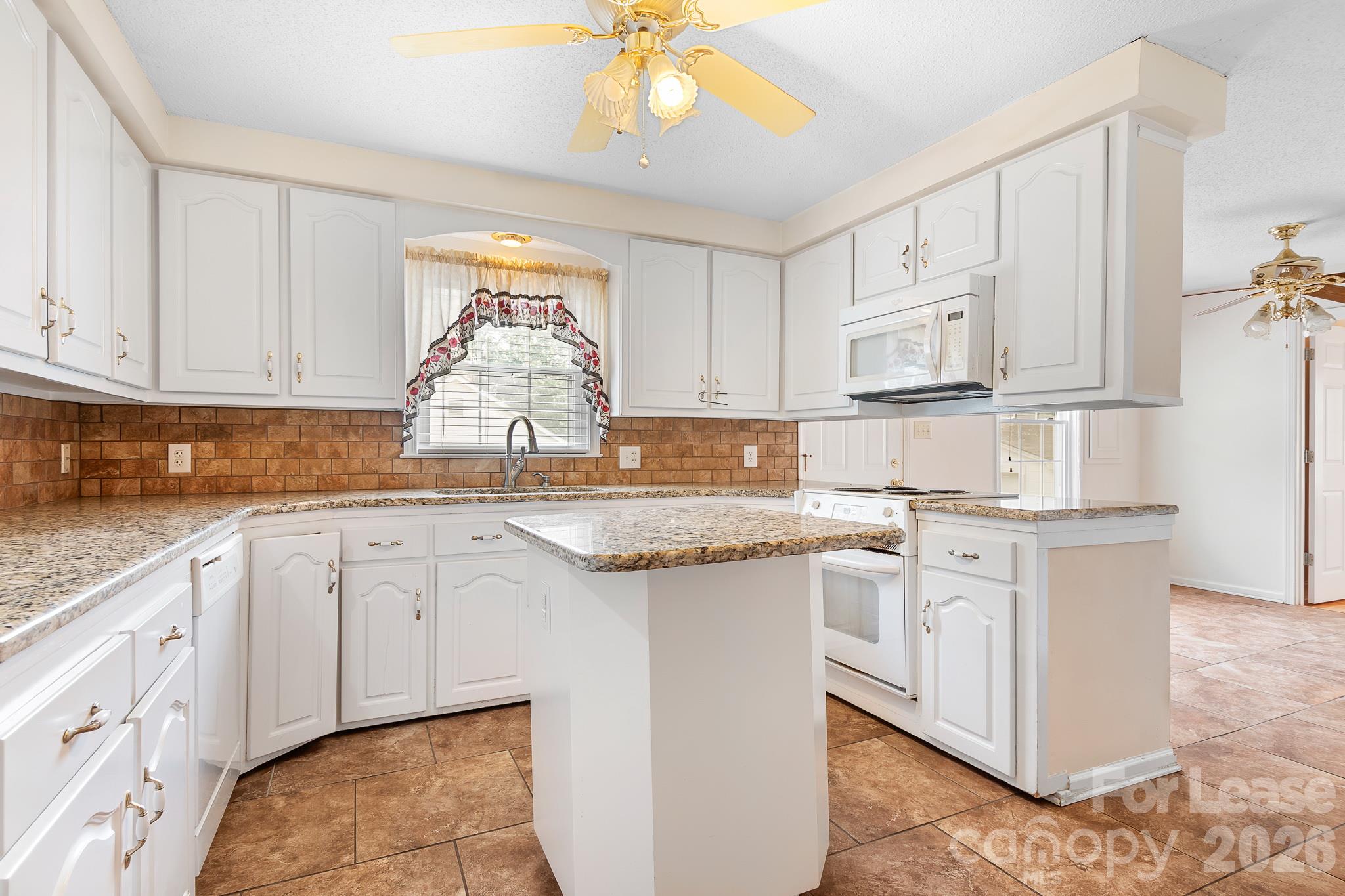 35 Sumner Avenue Property Photo 10