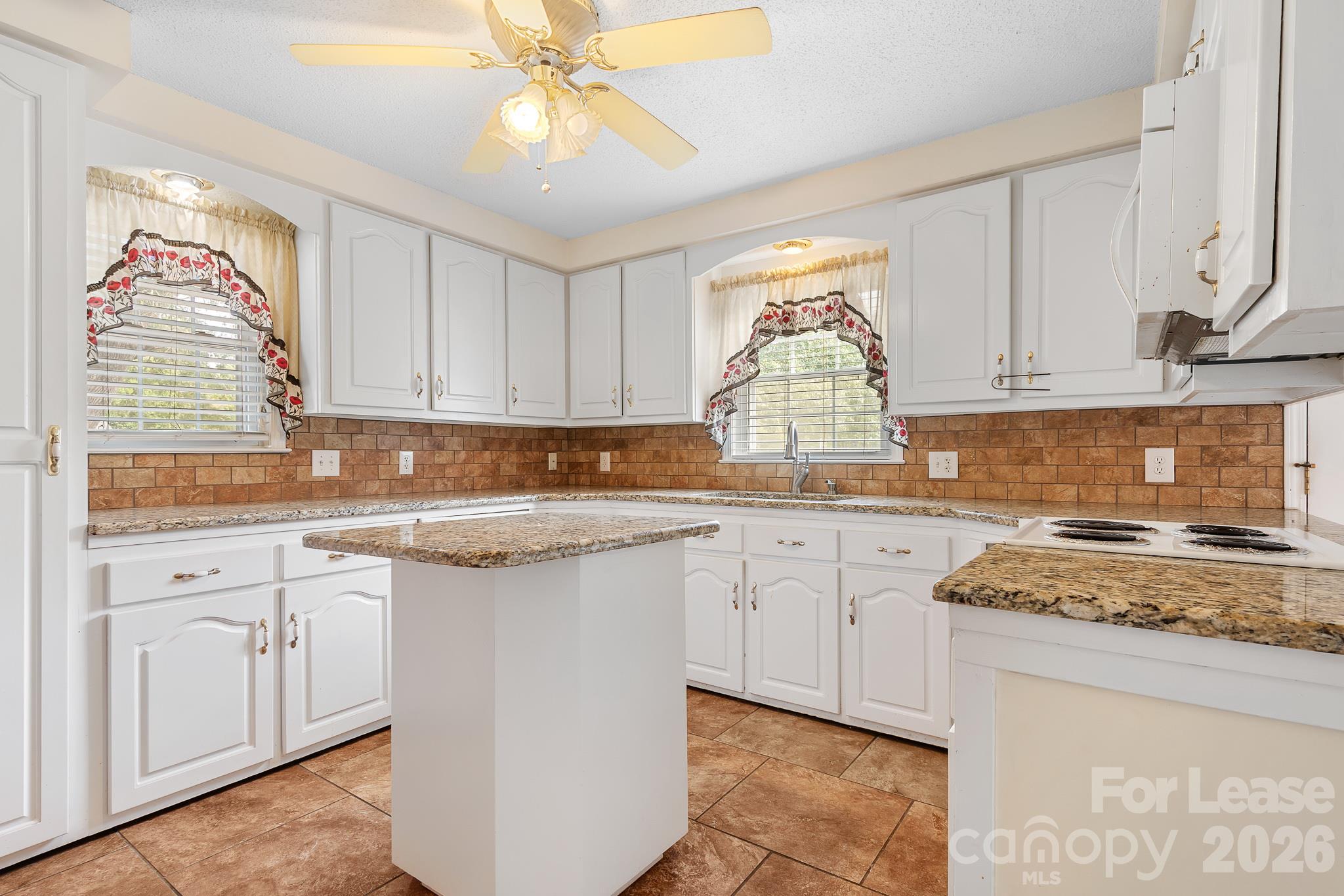 35 Sumner Avenue Property Photo 11