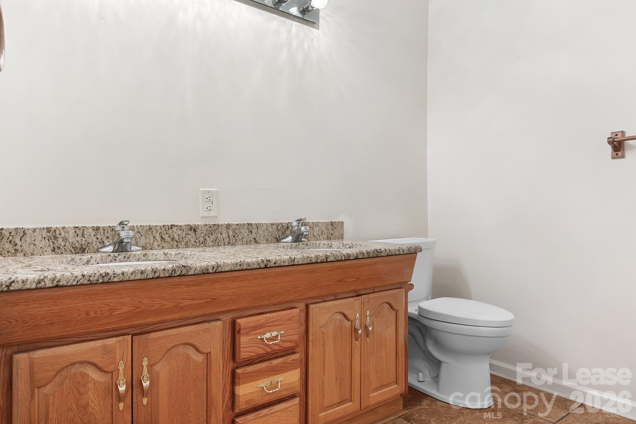 35 Sumner Avenue Property Photo 21