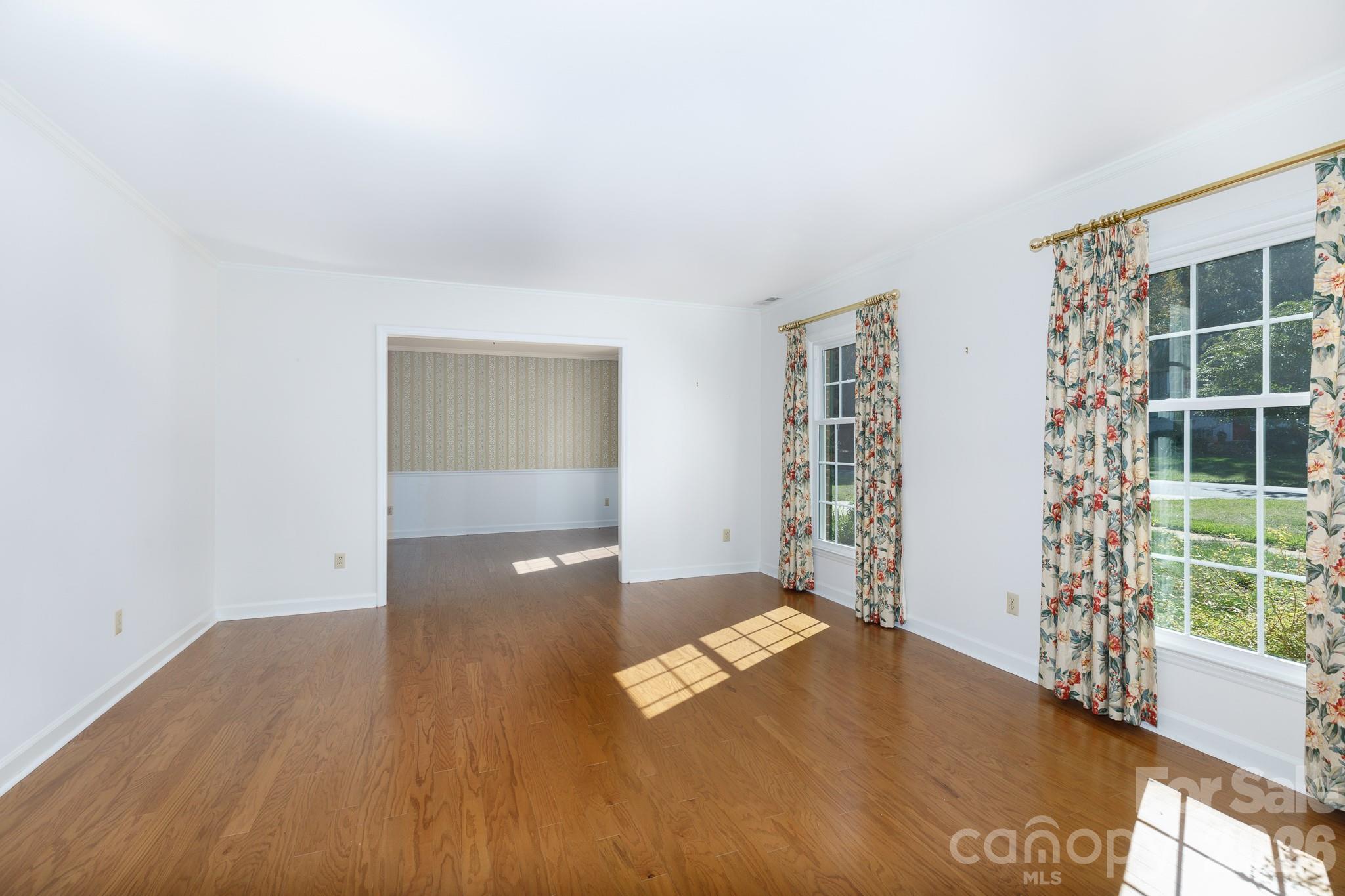 520 King Edward Road Property Photo 11