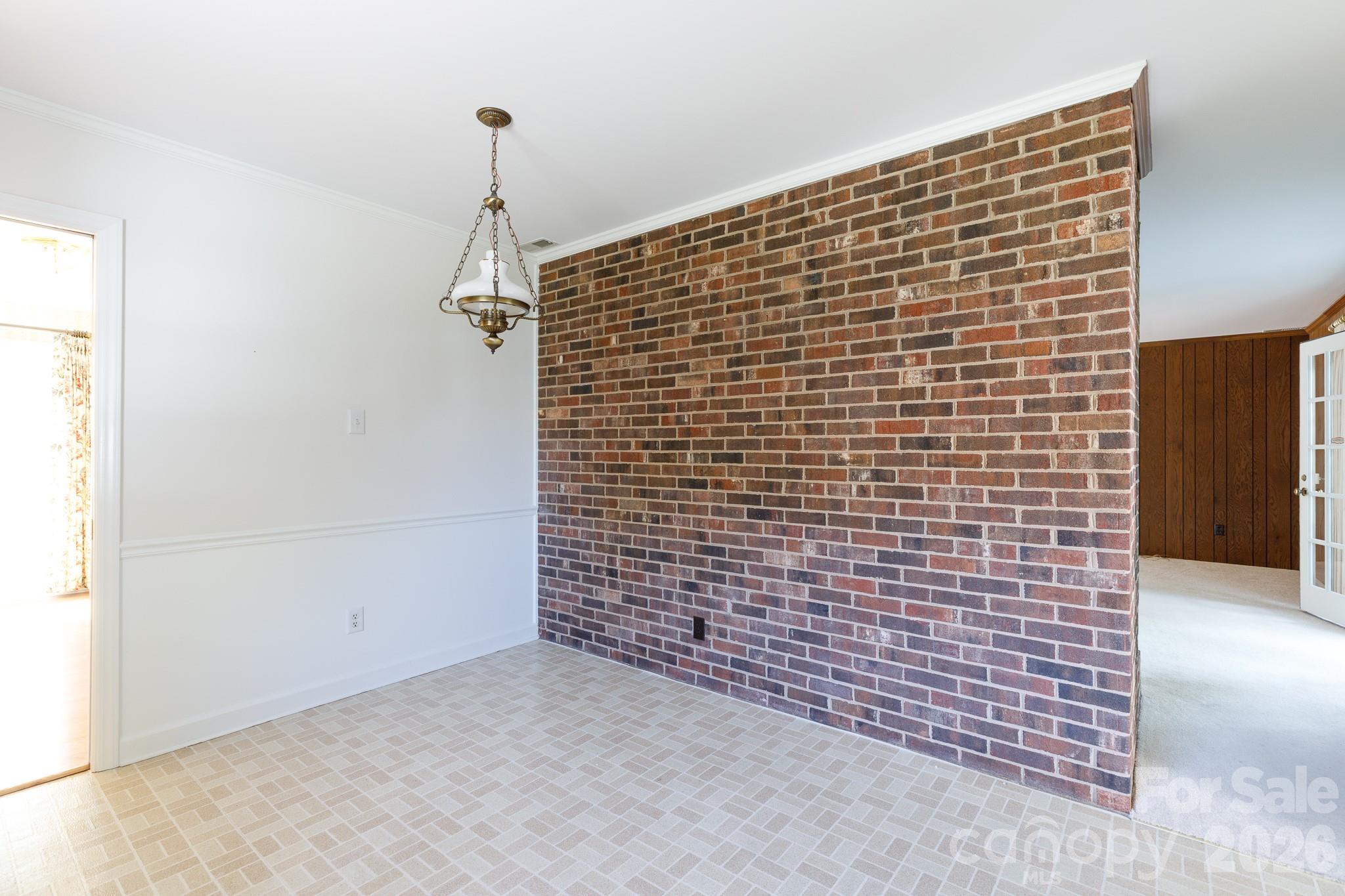 520 King Edward Road Property Photo 15
