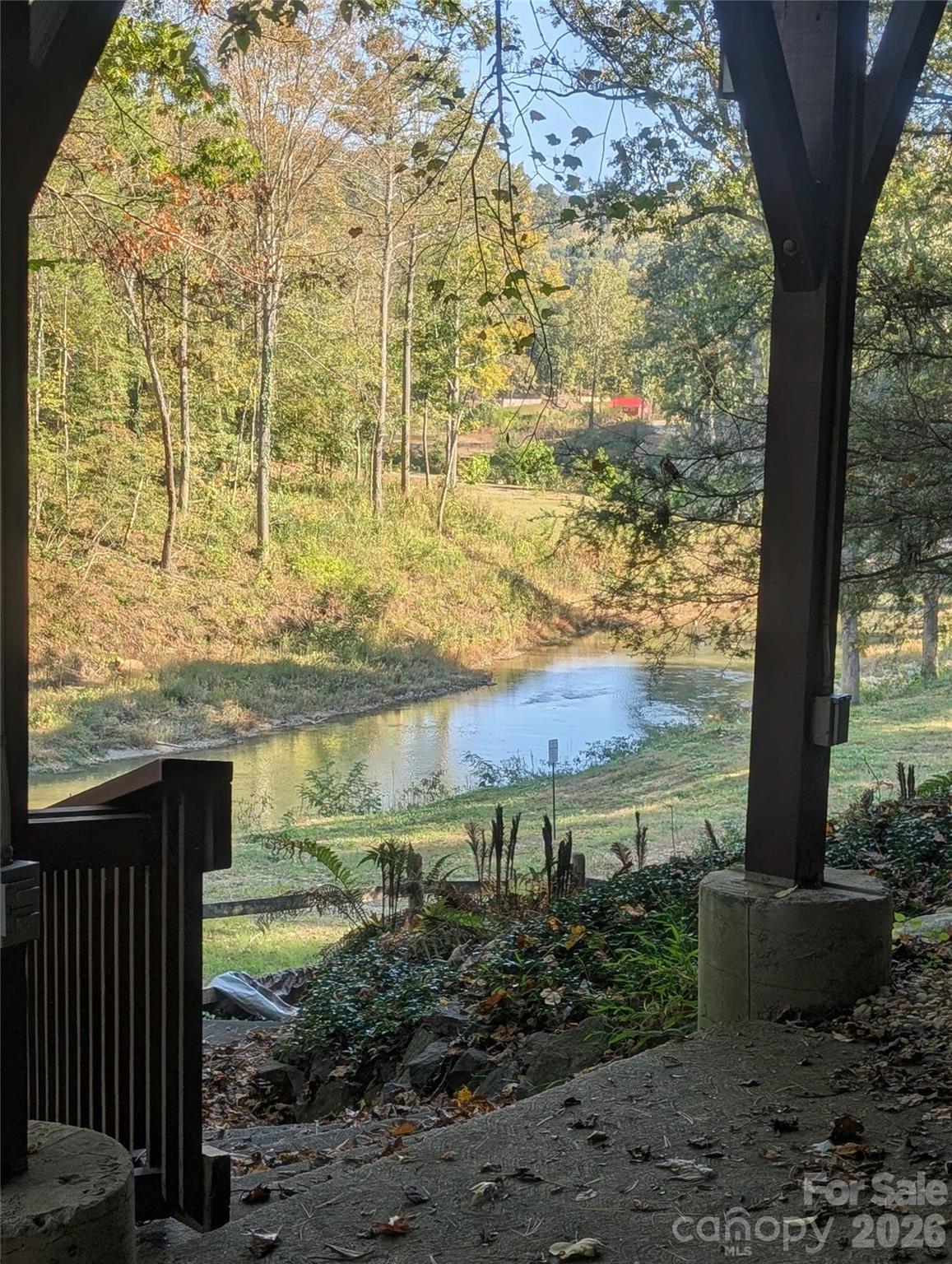 8 Riverbend Drive Property Photo 5