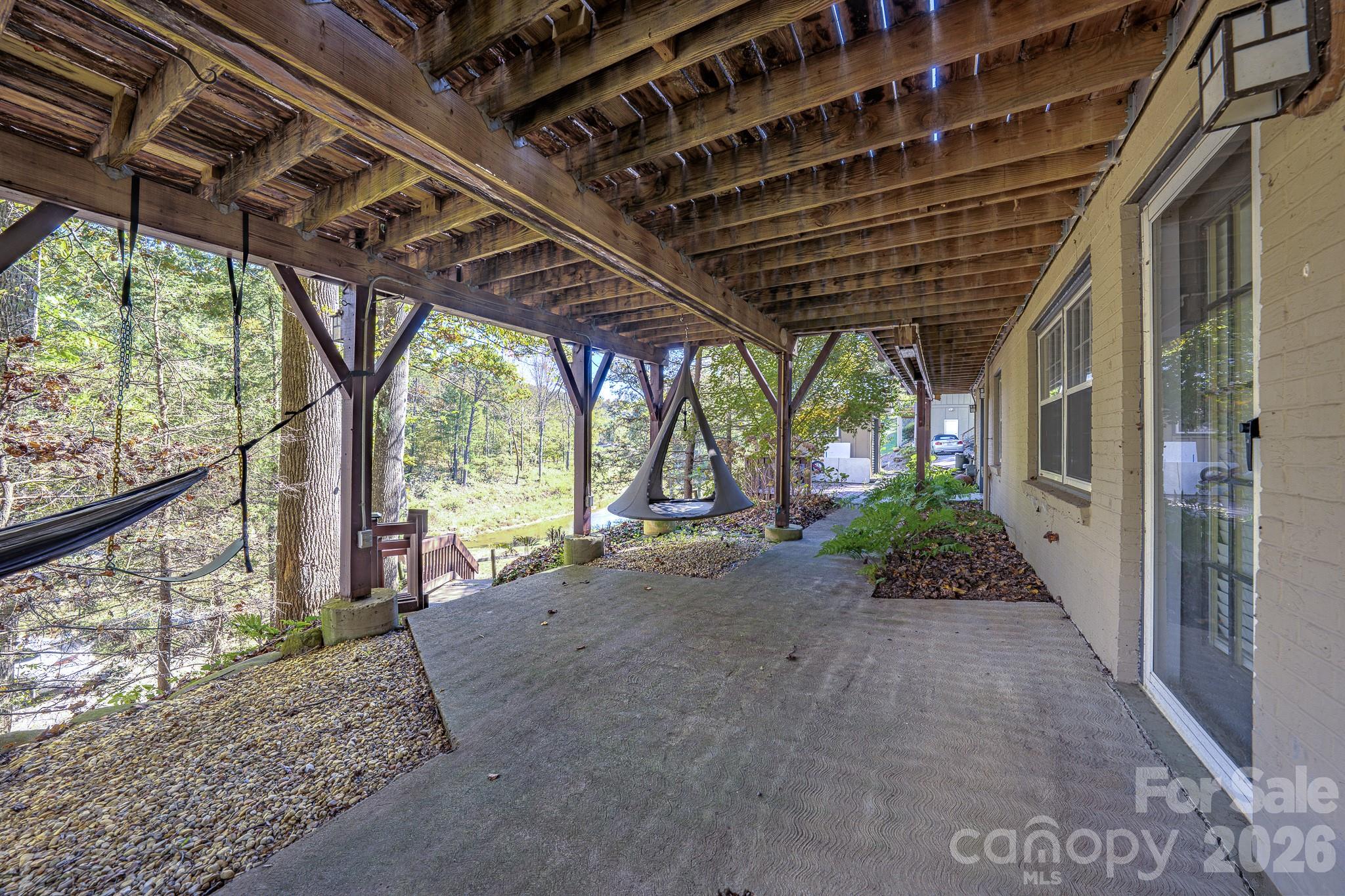 8 Riverbend Drive Property Photo 33