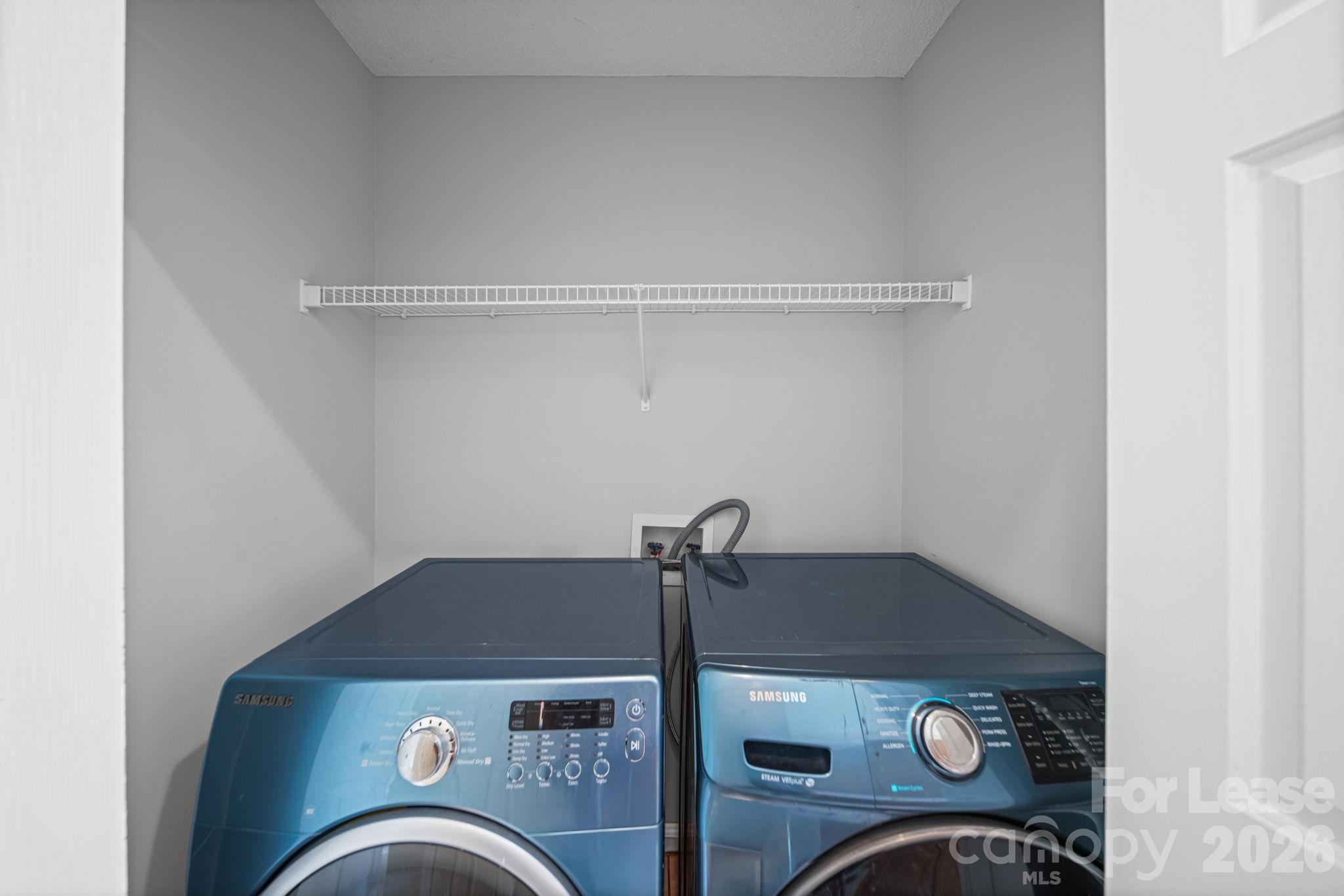 1012 Ridgefield Circle Property Photo 12