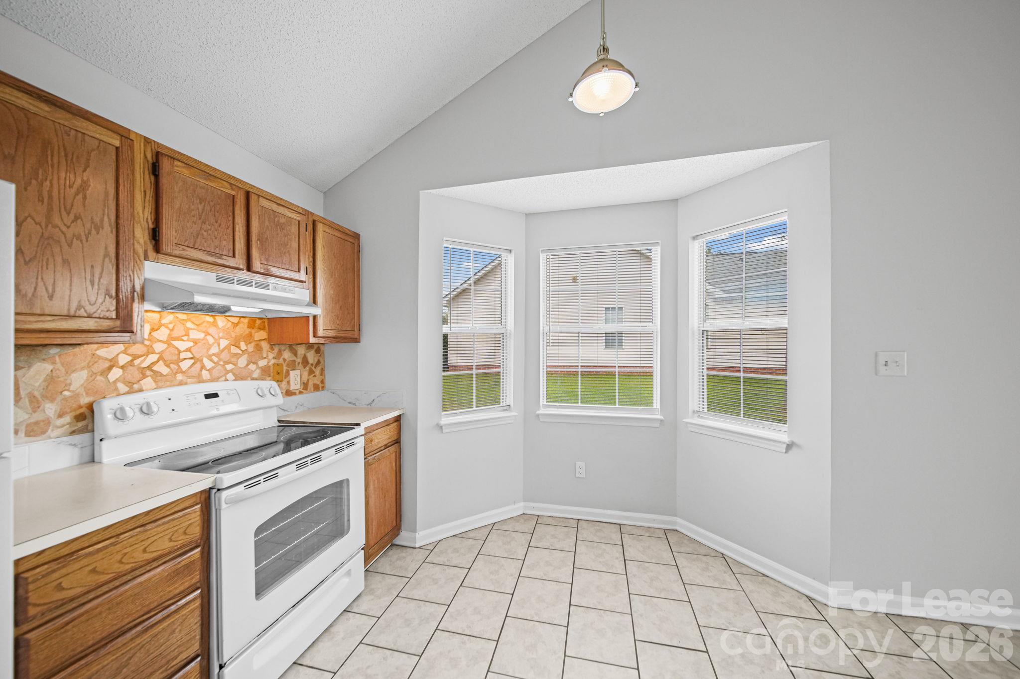 1012 Ridgefield Circle Property Photo 17