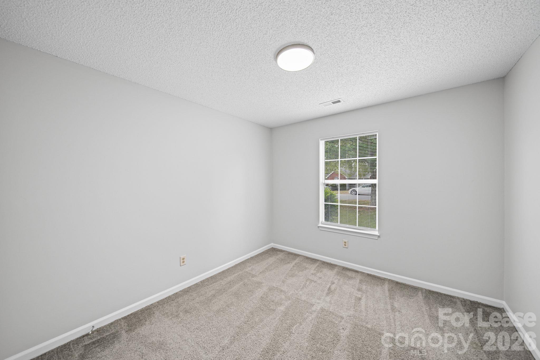 1012 Ridgefield Circle Property Photo 21