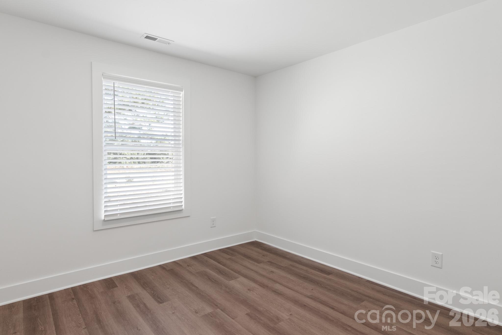 21 Oak Street Property Photo 35