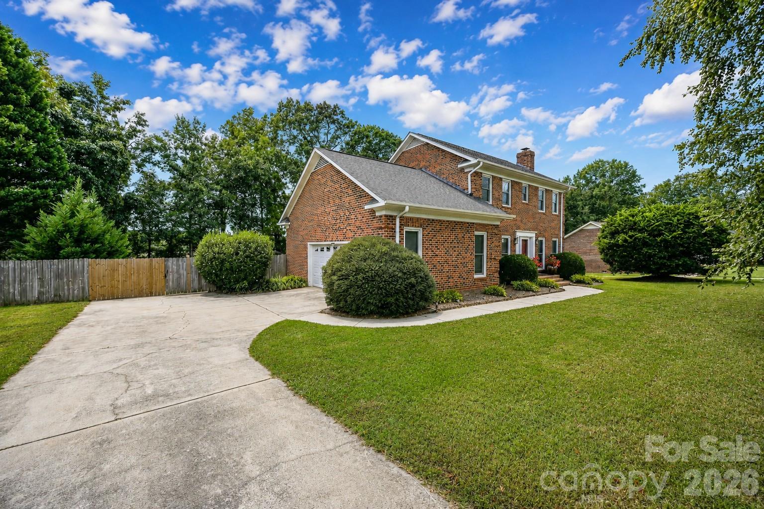 120 Brightland Run Property Photo 2