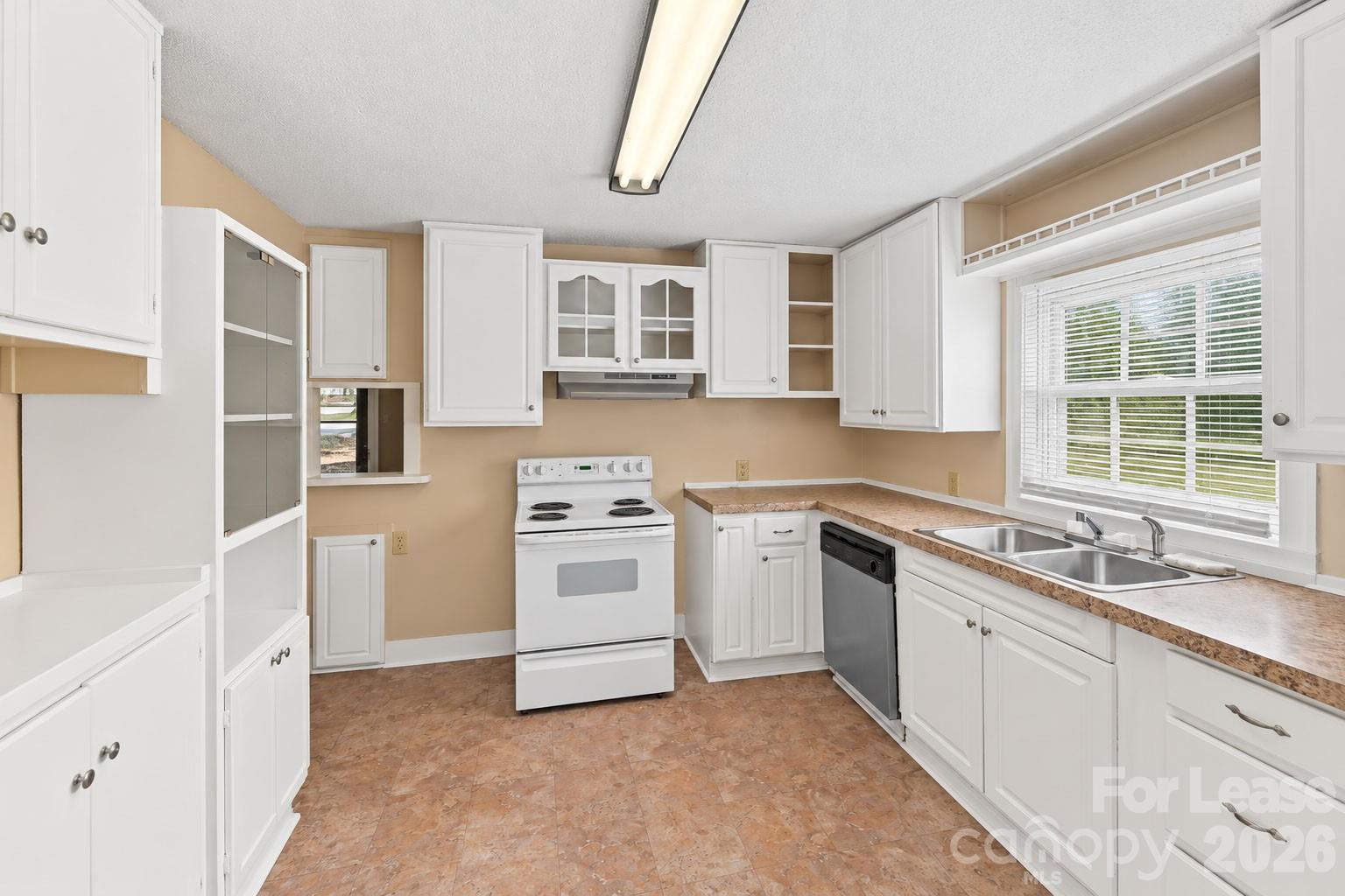 133 Proctor Street Property Photo 2