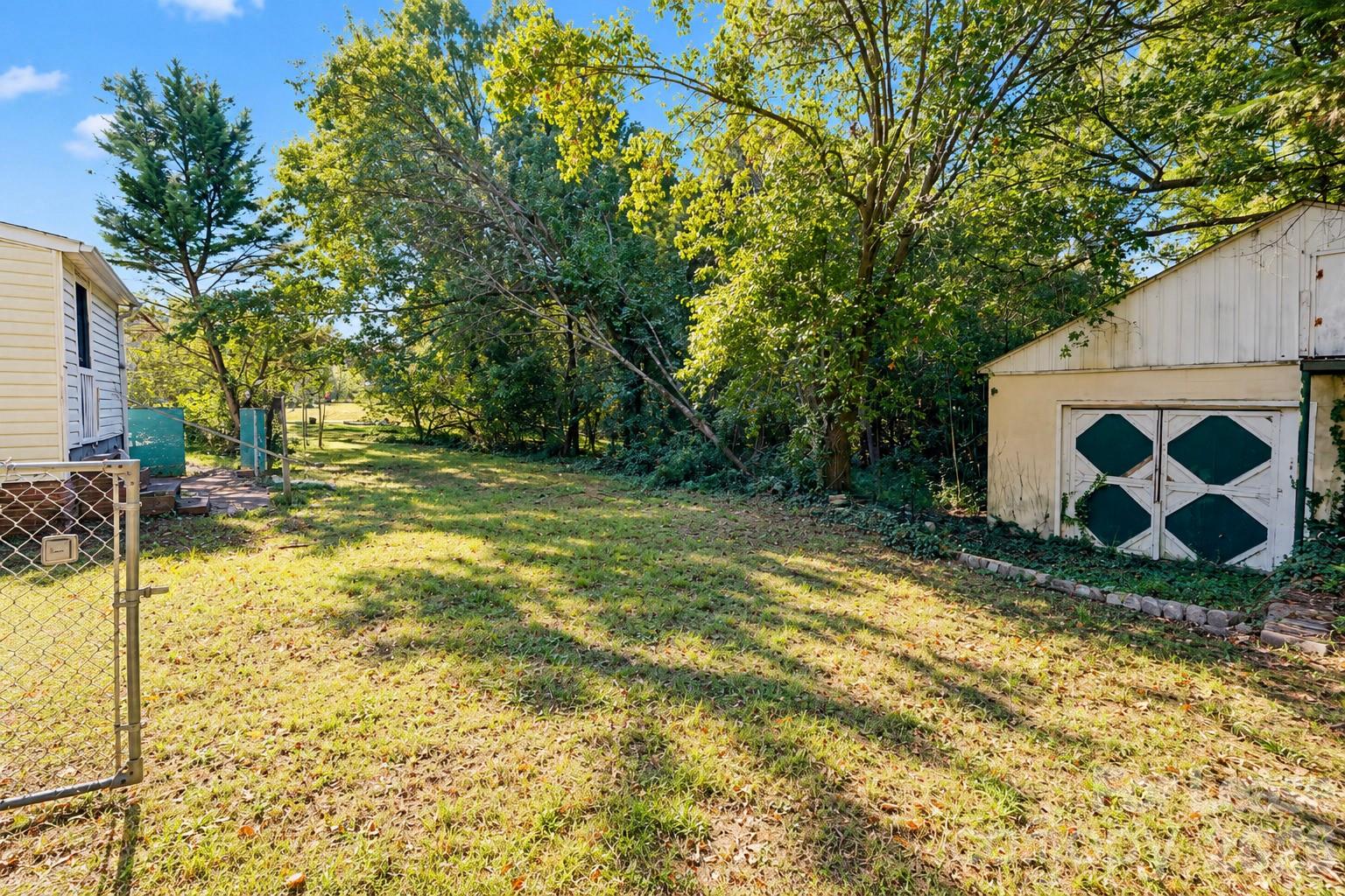 133 Proctor Street Property Photo 6