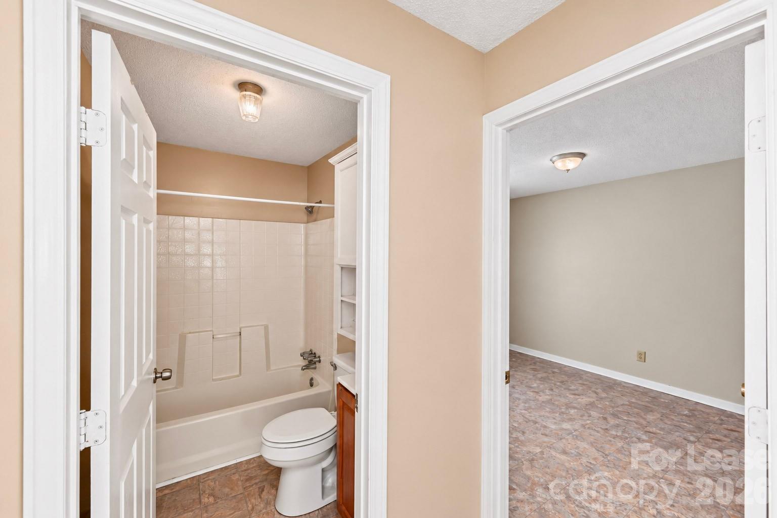 133 Proctor Street Property Photo 13