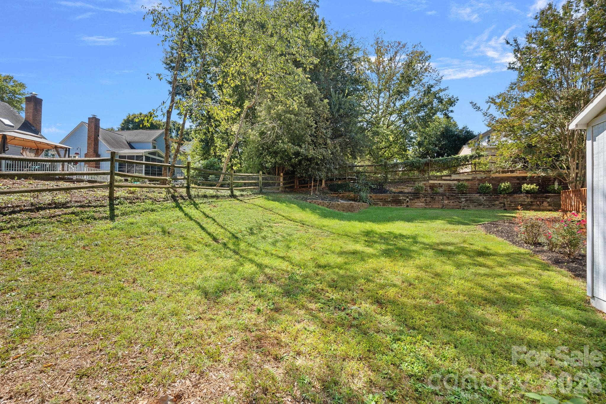 12424 Cool Mist Lane Property Photo 26