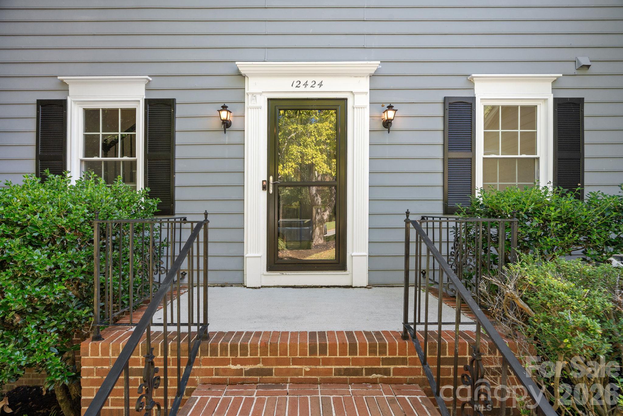 12424 Cool Mist Lane Property Photo 27