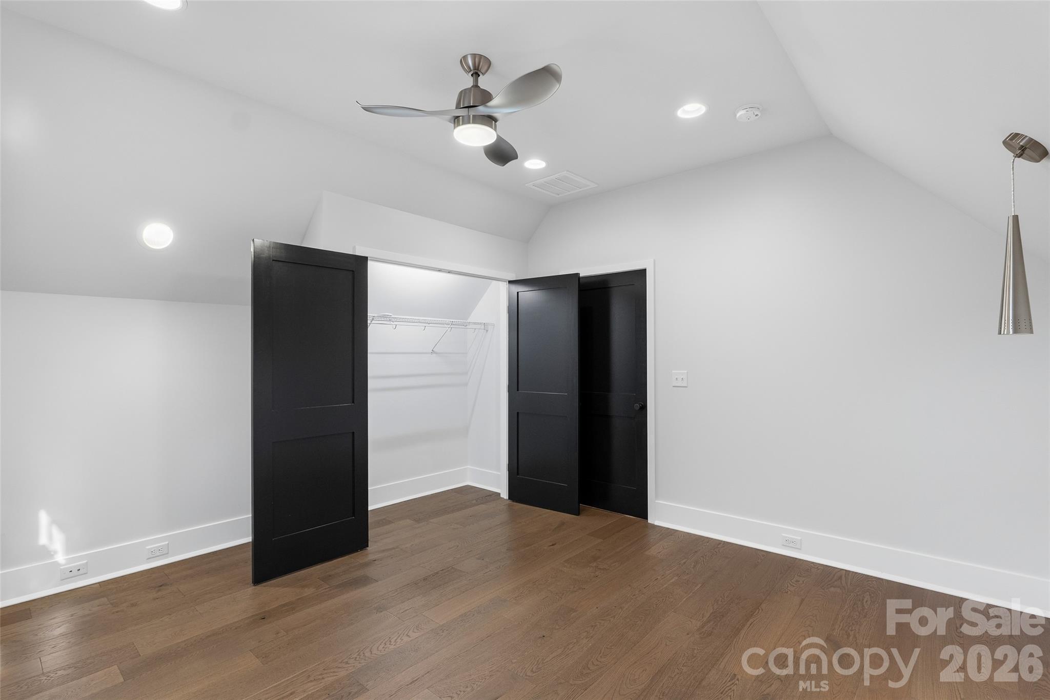 205 N Johnson Street Property Photo 25