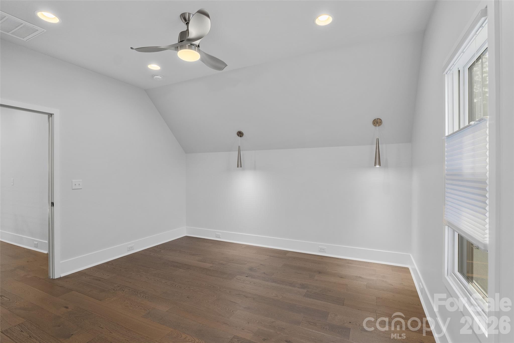 205 N Johnson Street Property Photo 26