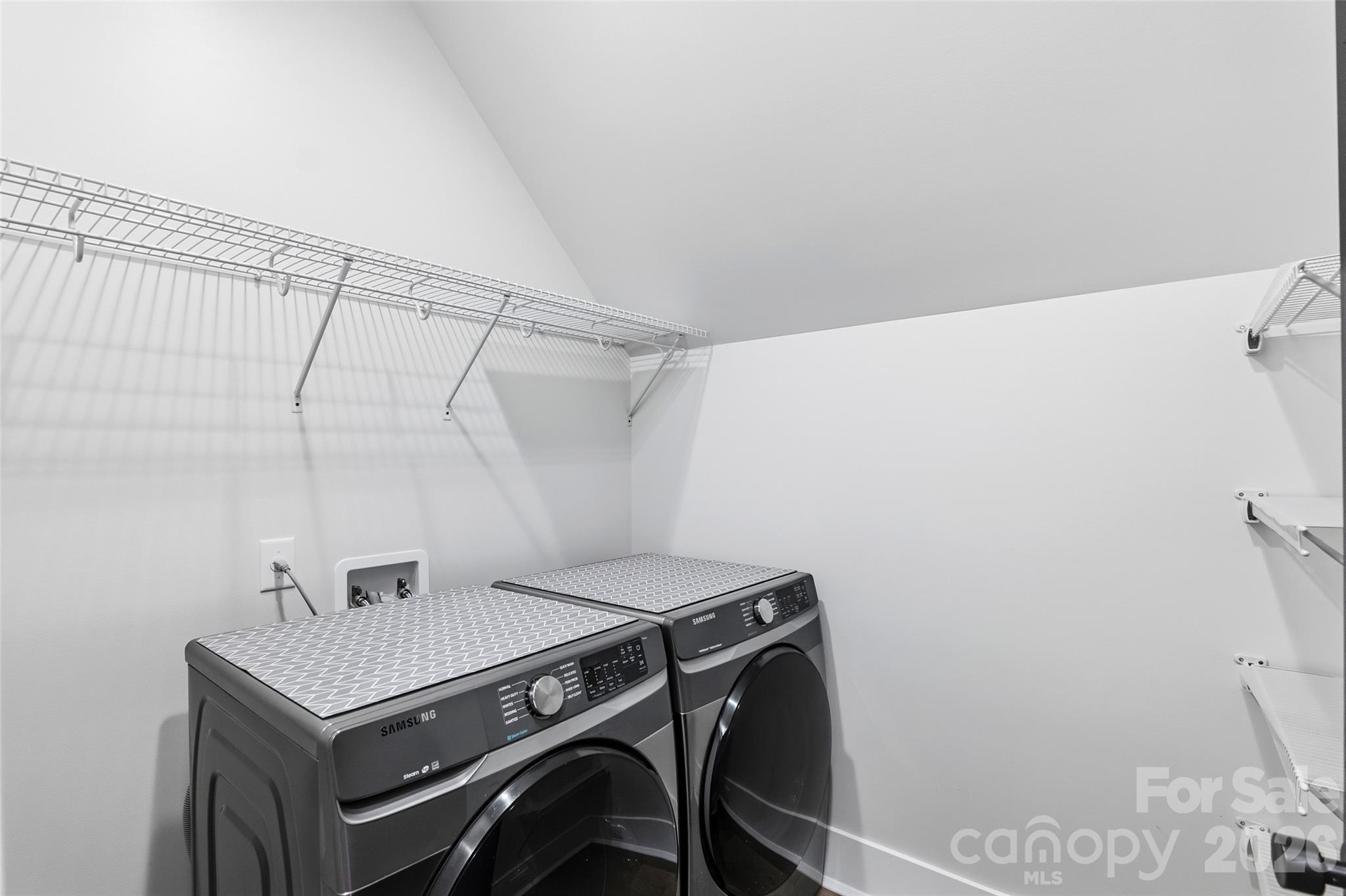 205 N Johnson Street Property Photo 27