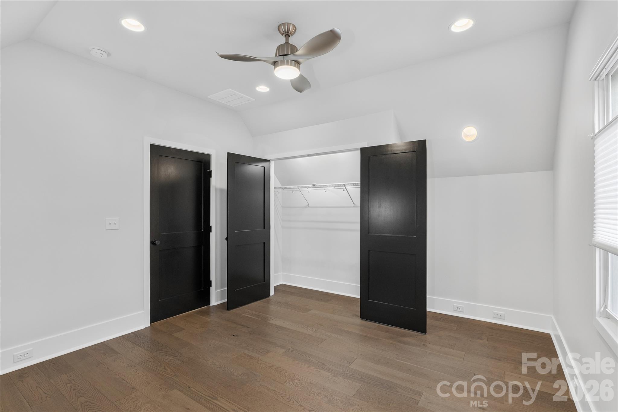 205 N Johnson Street Property Photo 29