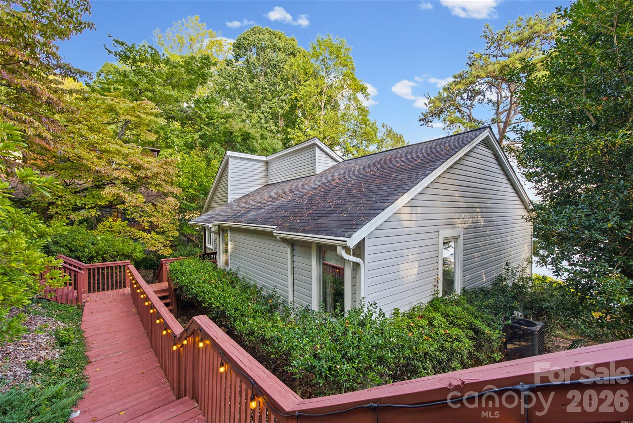 2065 Marquesas Avenue Property Photo 7
