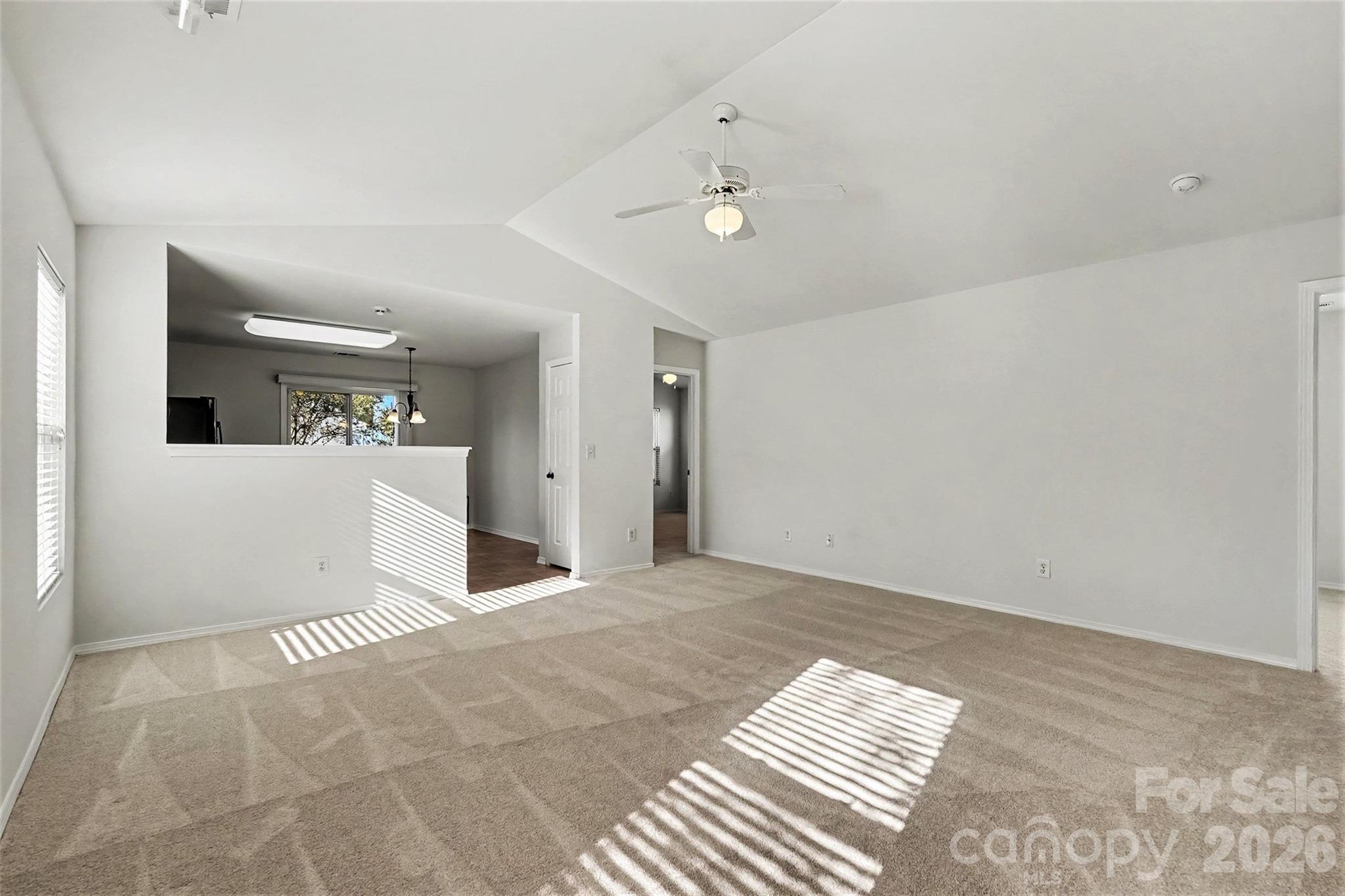 2122 Buckleigh Drive Property Photo 7