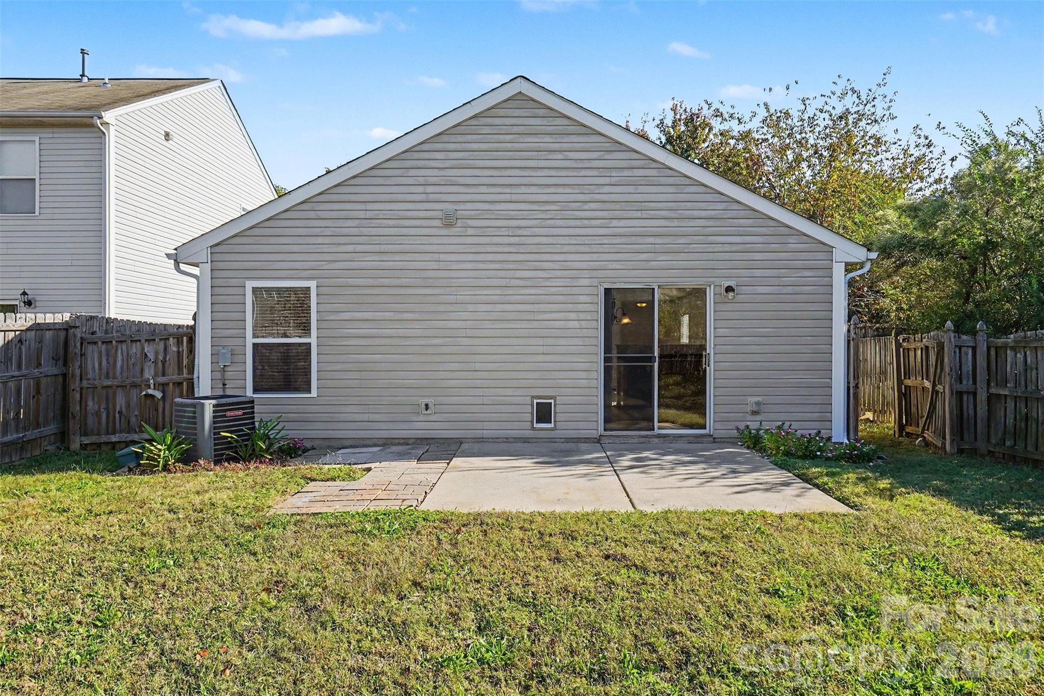 2122 Buckleigh Drive Property Photo 23
