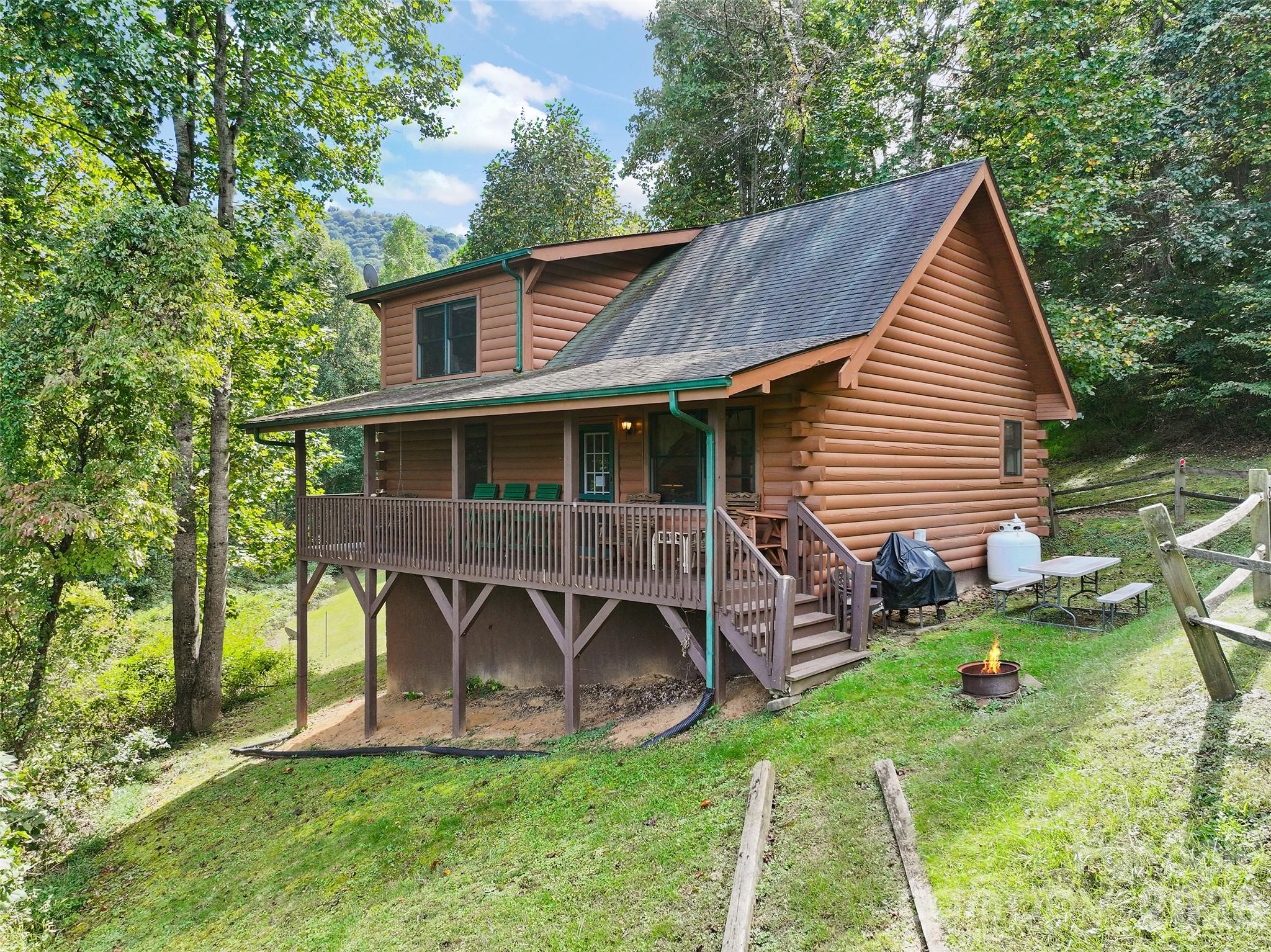 159 Son Country Lane Property Photo 4