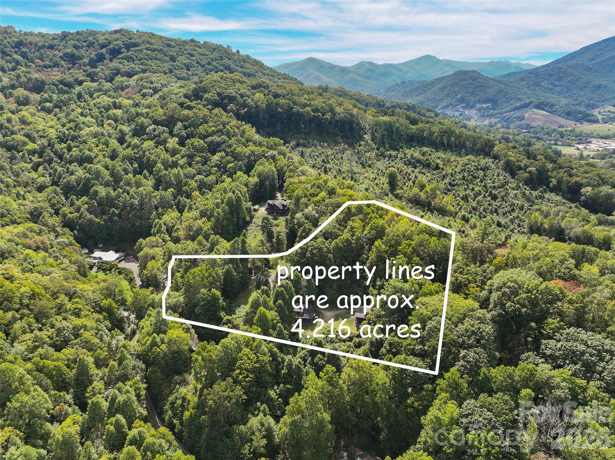 159 Son Country Lane Property Photo 6