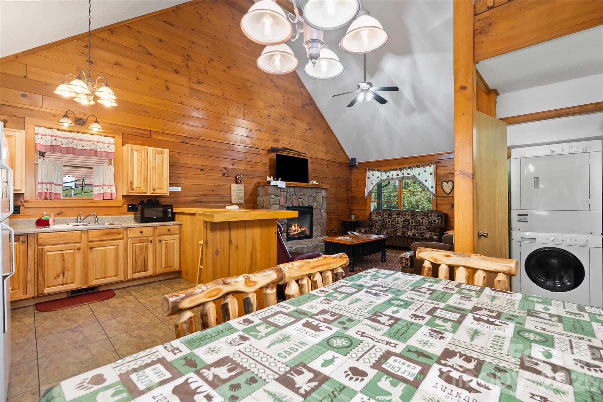 159 Son Country Lane Property Photo 7