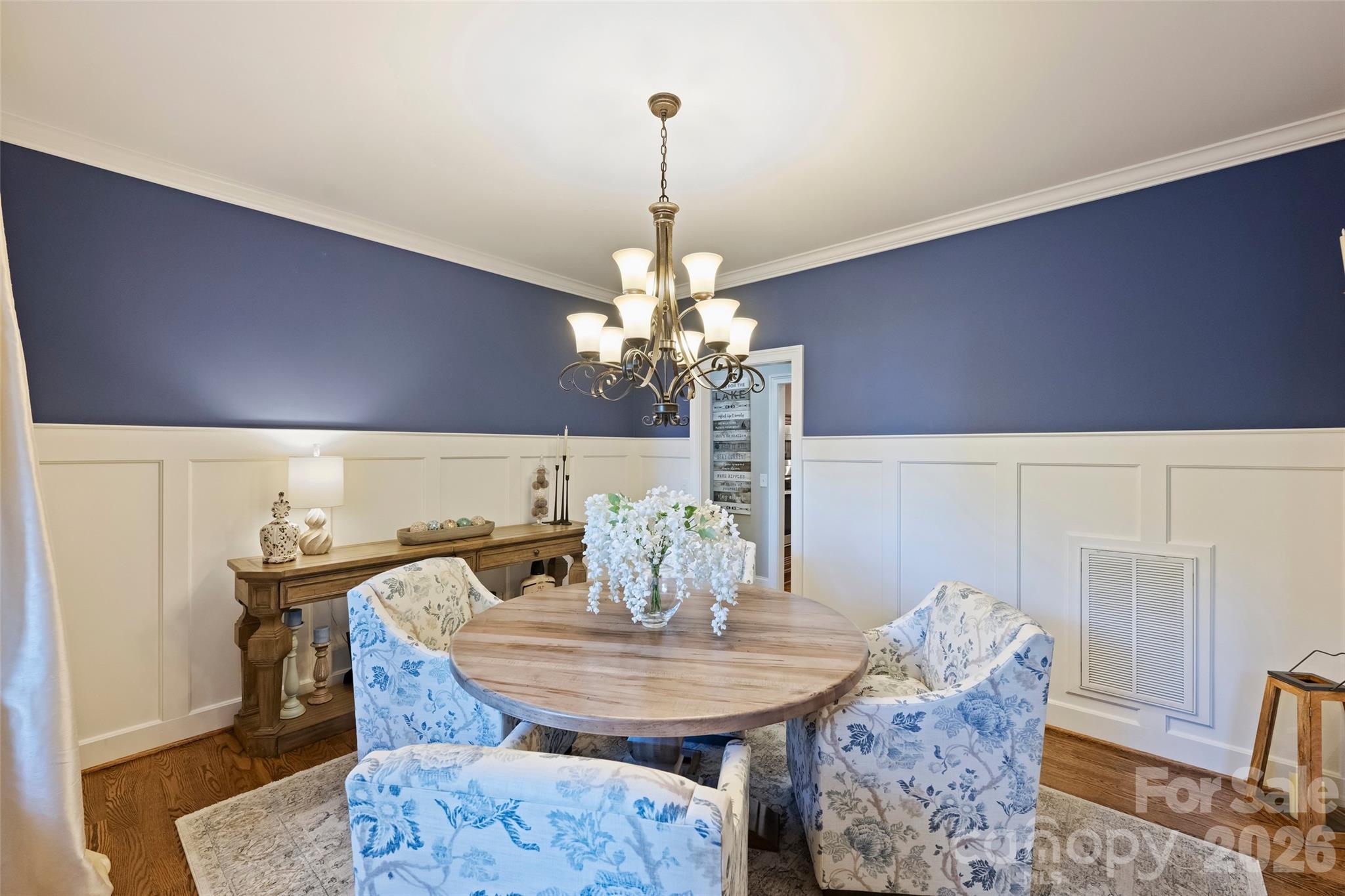 6653 Goose Point Drive Property Photo 5