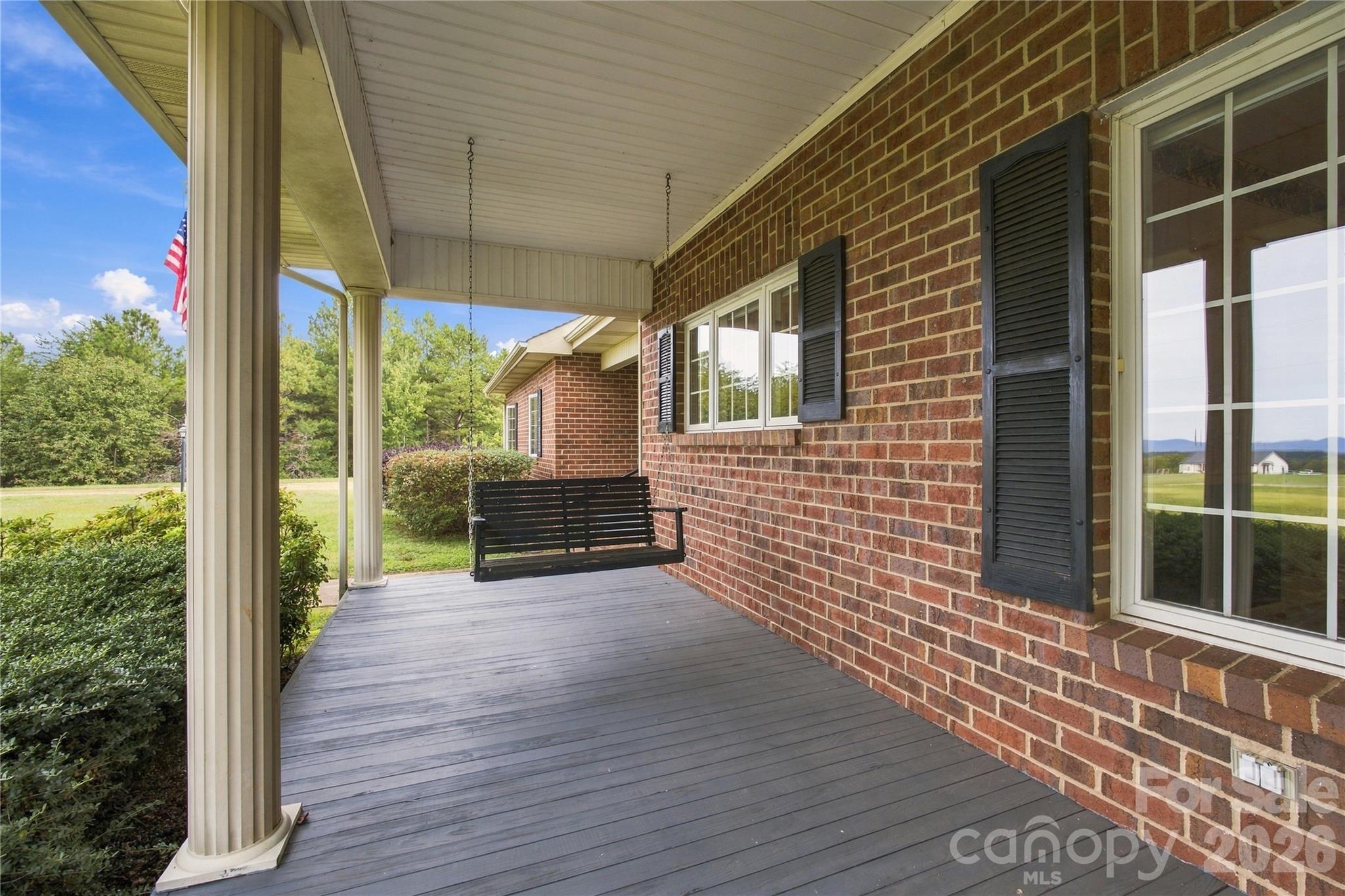 4020 Harris Creek Road Property Photo 7