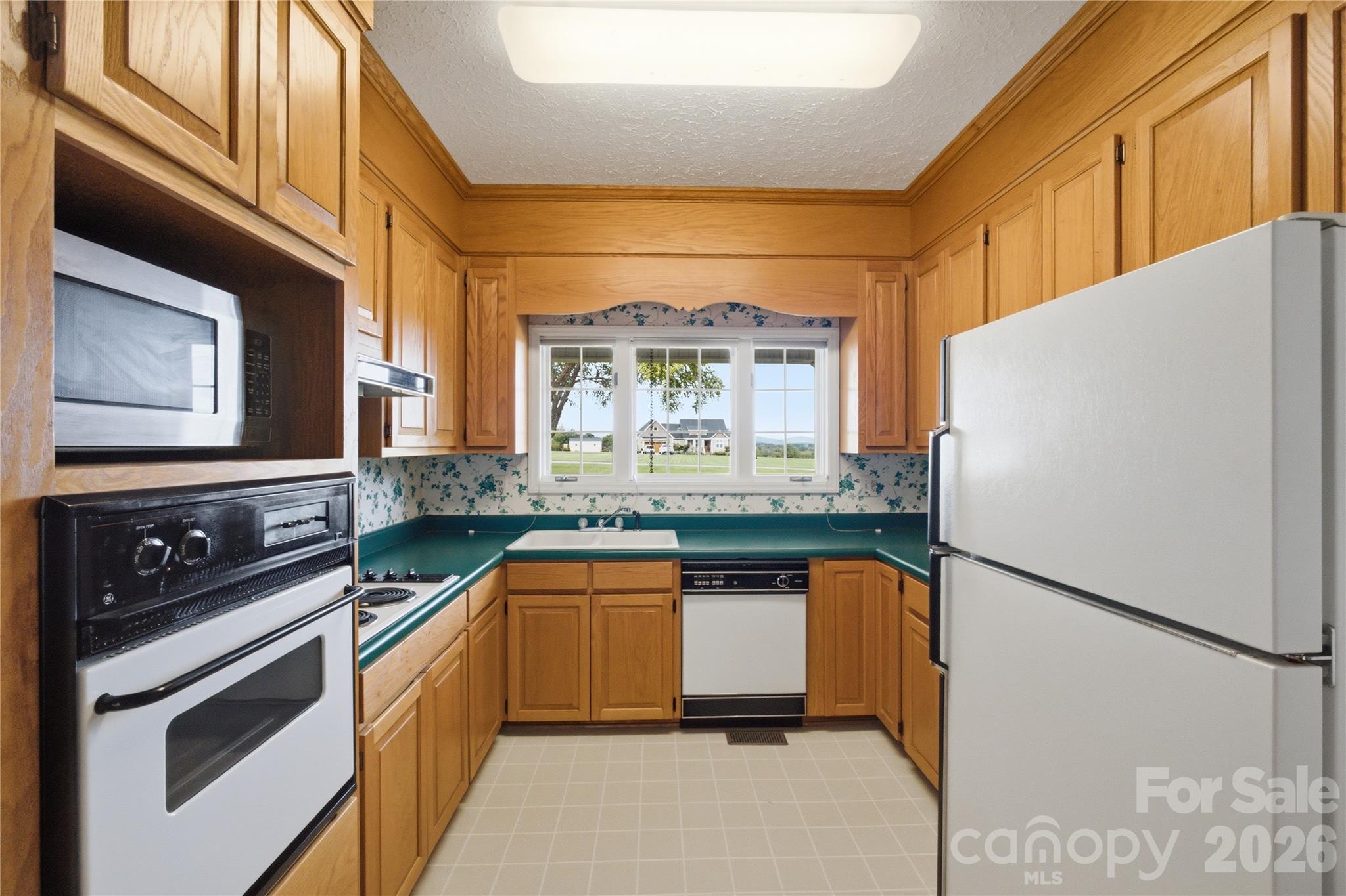 4020 Harris Creek Road Property Photo 15