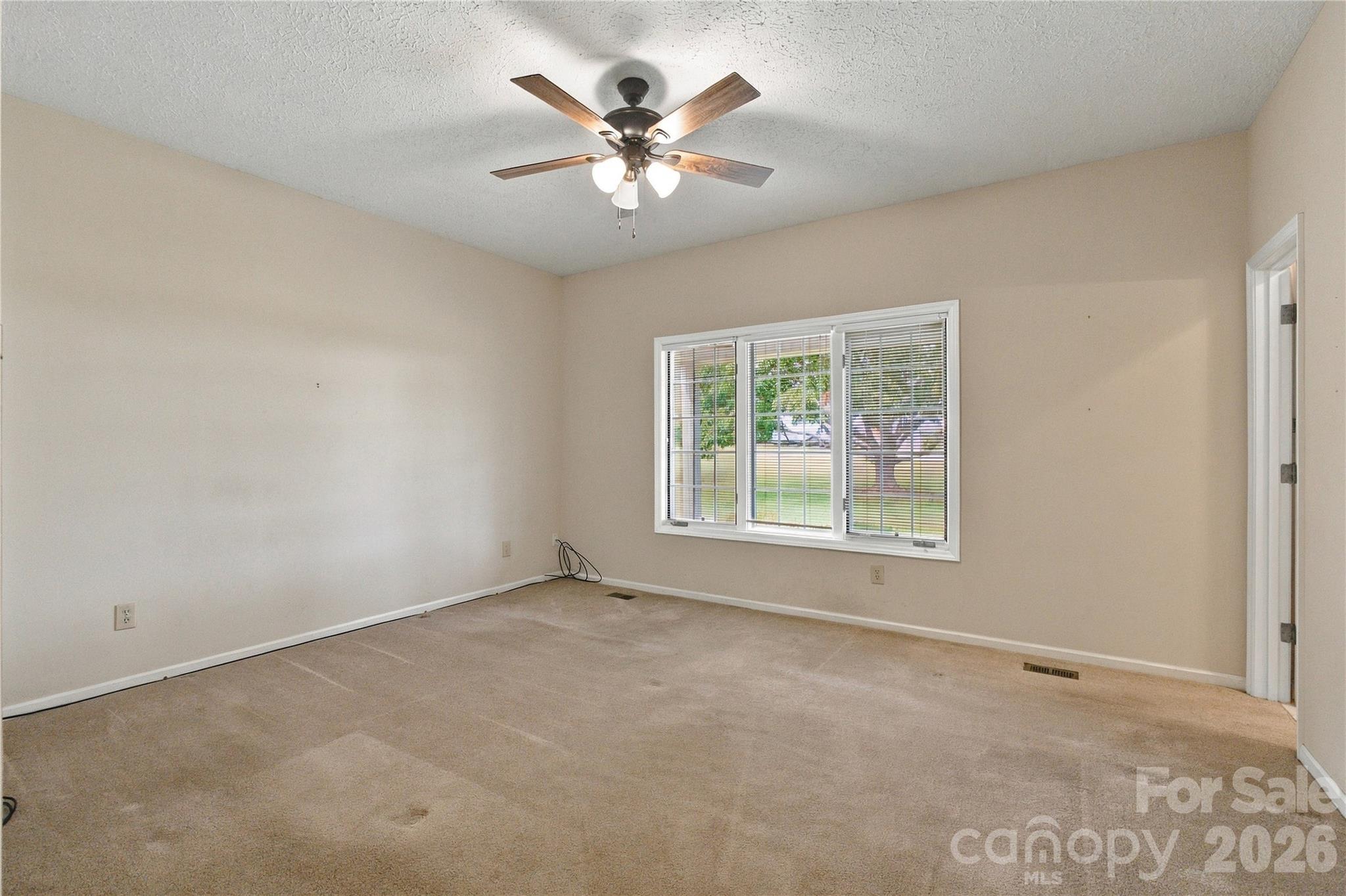 4020 Harris Creek Road Property Photo 16