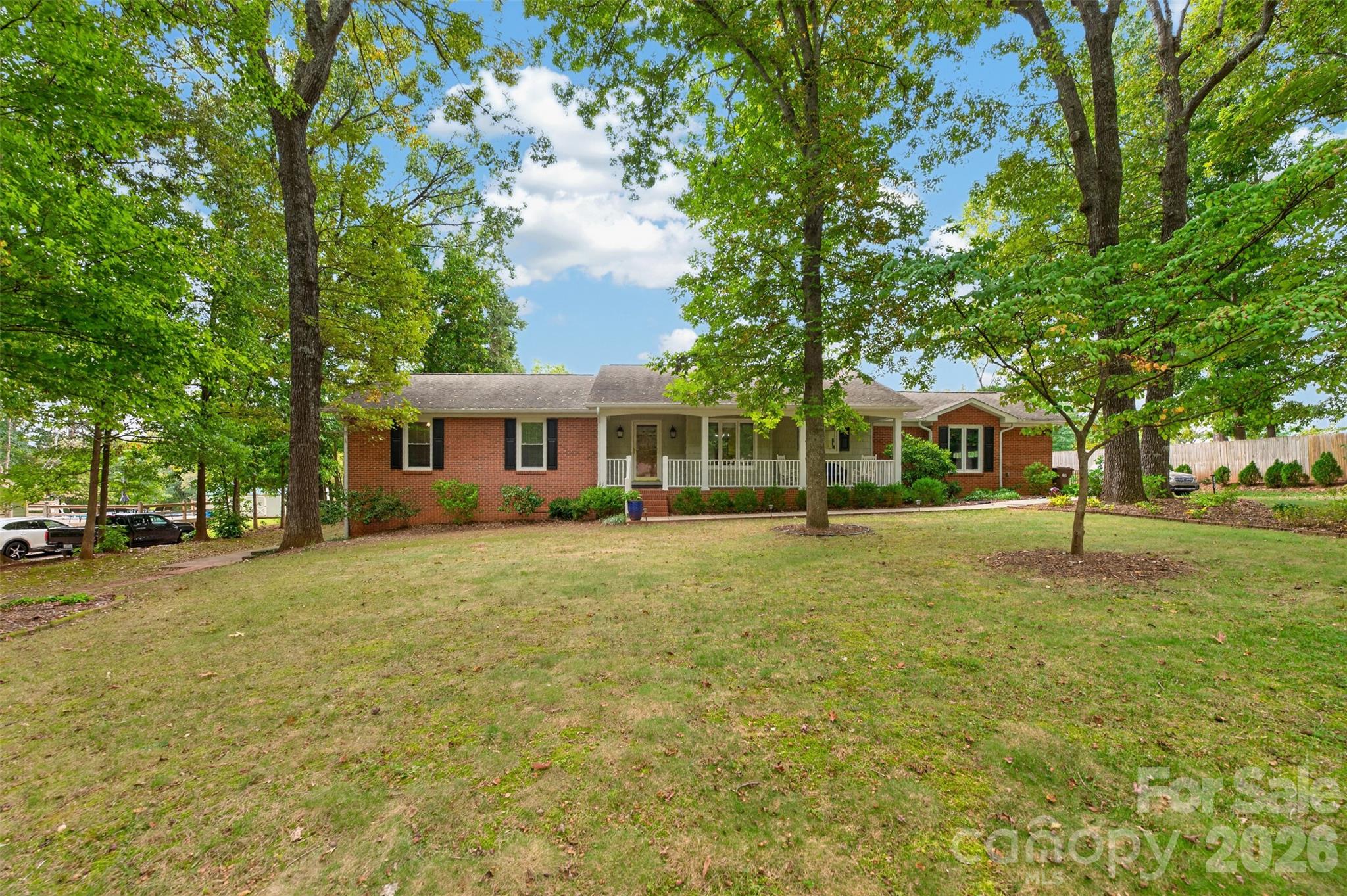 1660 Fairway Drive Property Photo 1