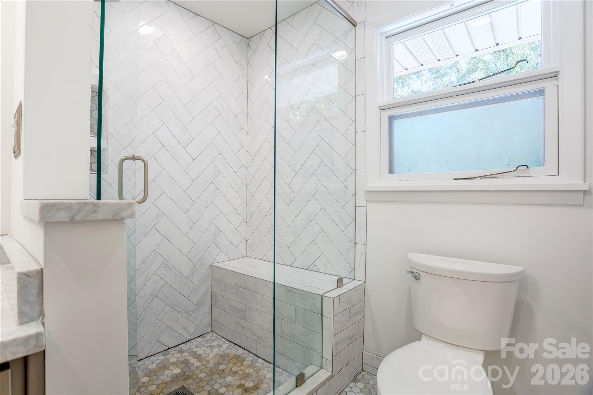 688 Grandview Drive Property Photo 27