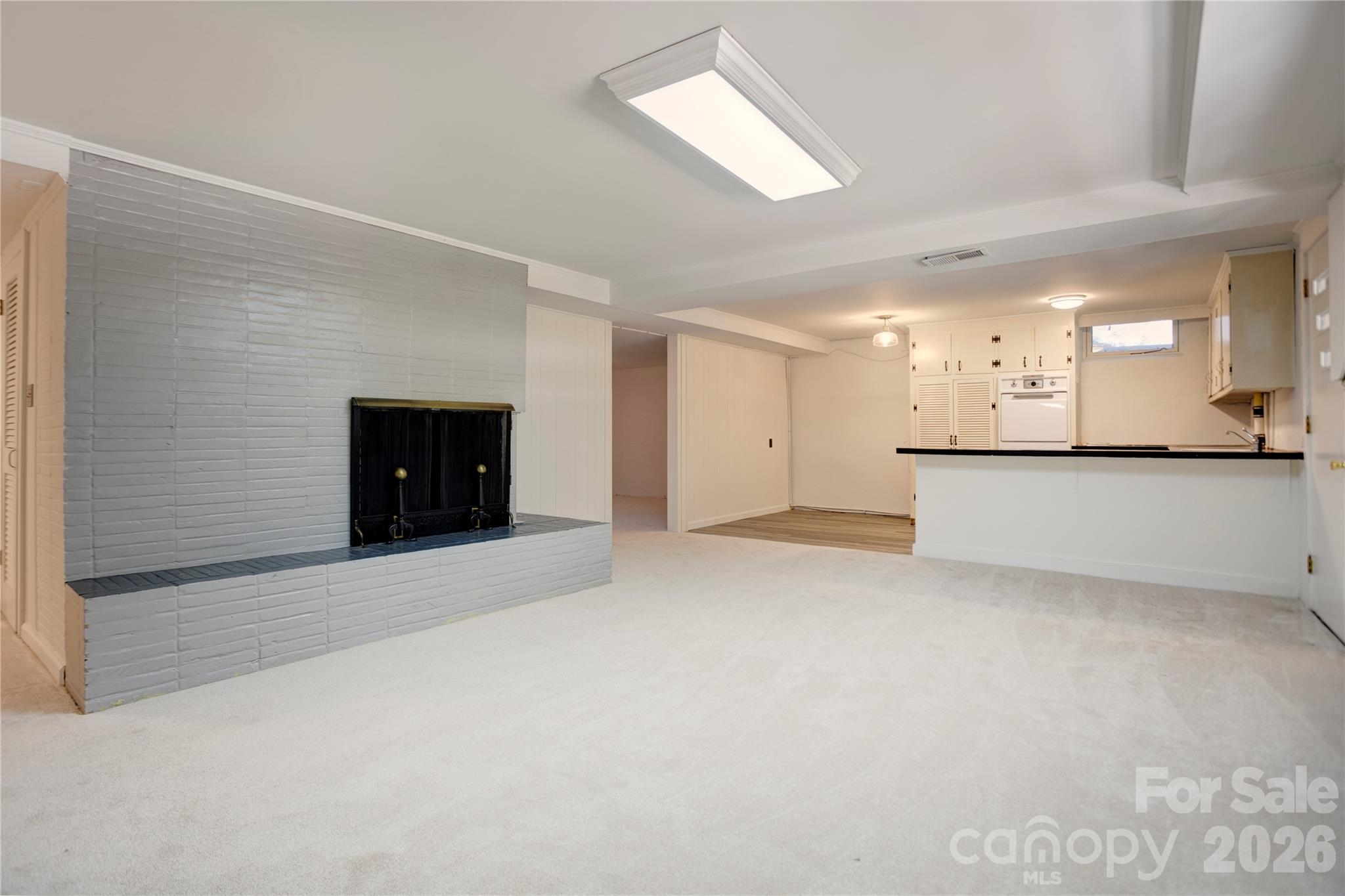 688 Grandview Drive Property Photo 38