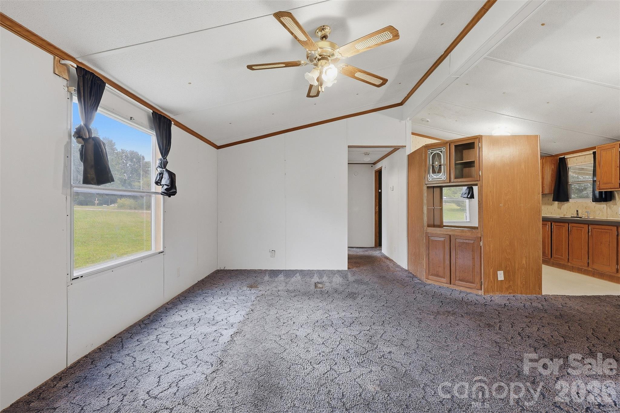 425 E Lackey Farm Road Property Photo 6