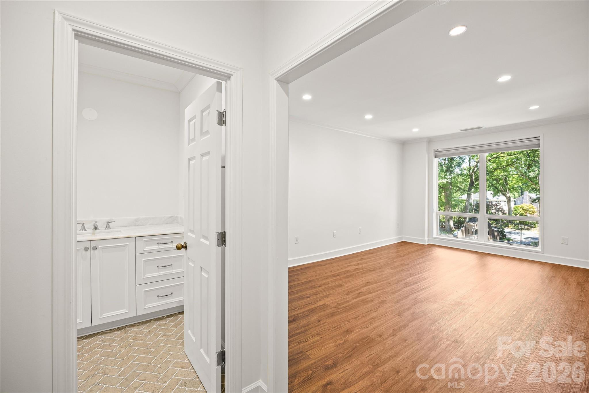 922 Cherokee Road Property Photo 18