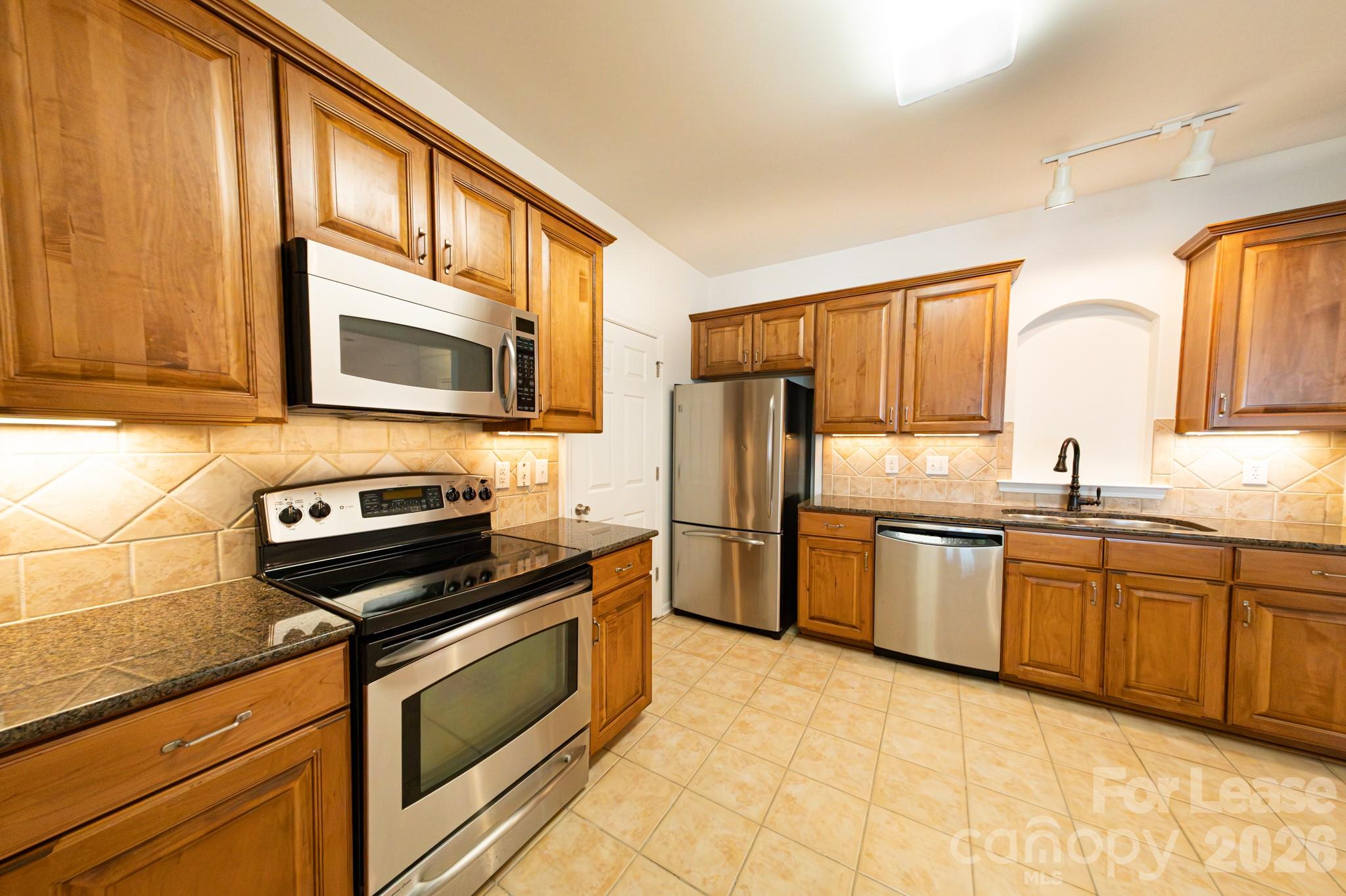 14833 Santa Lucia Drive Property Photo 5