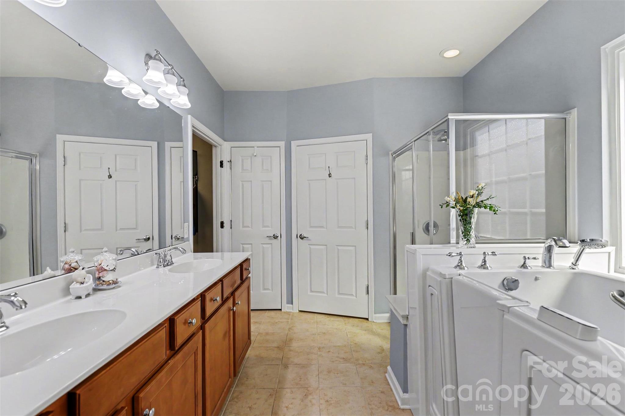 8077 Crater Lake Drive Property Photo 15