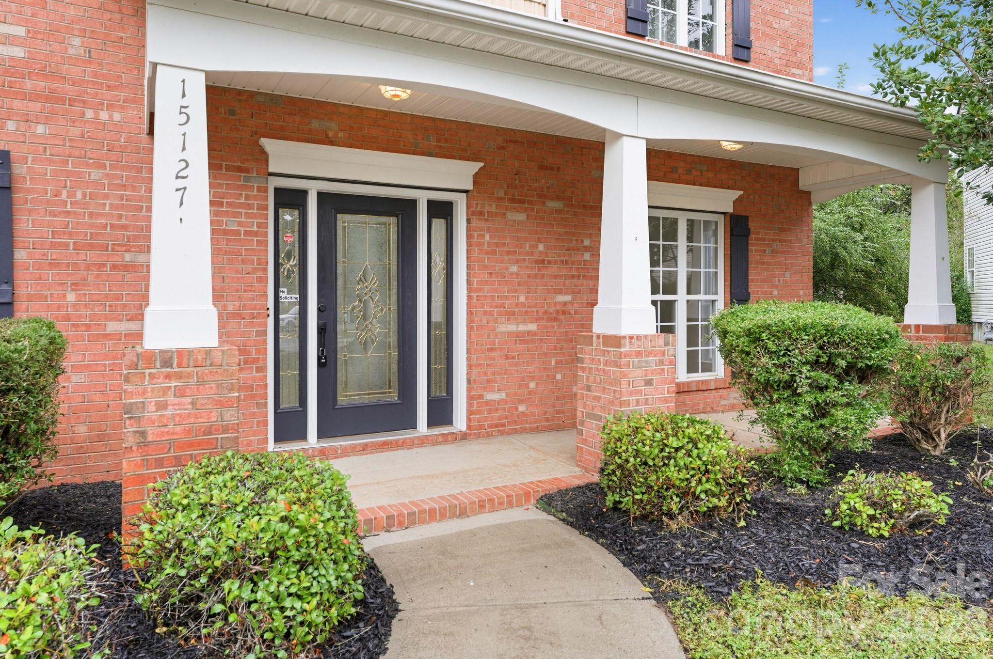 15127 Kellington Court Property Photo 2