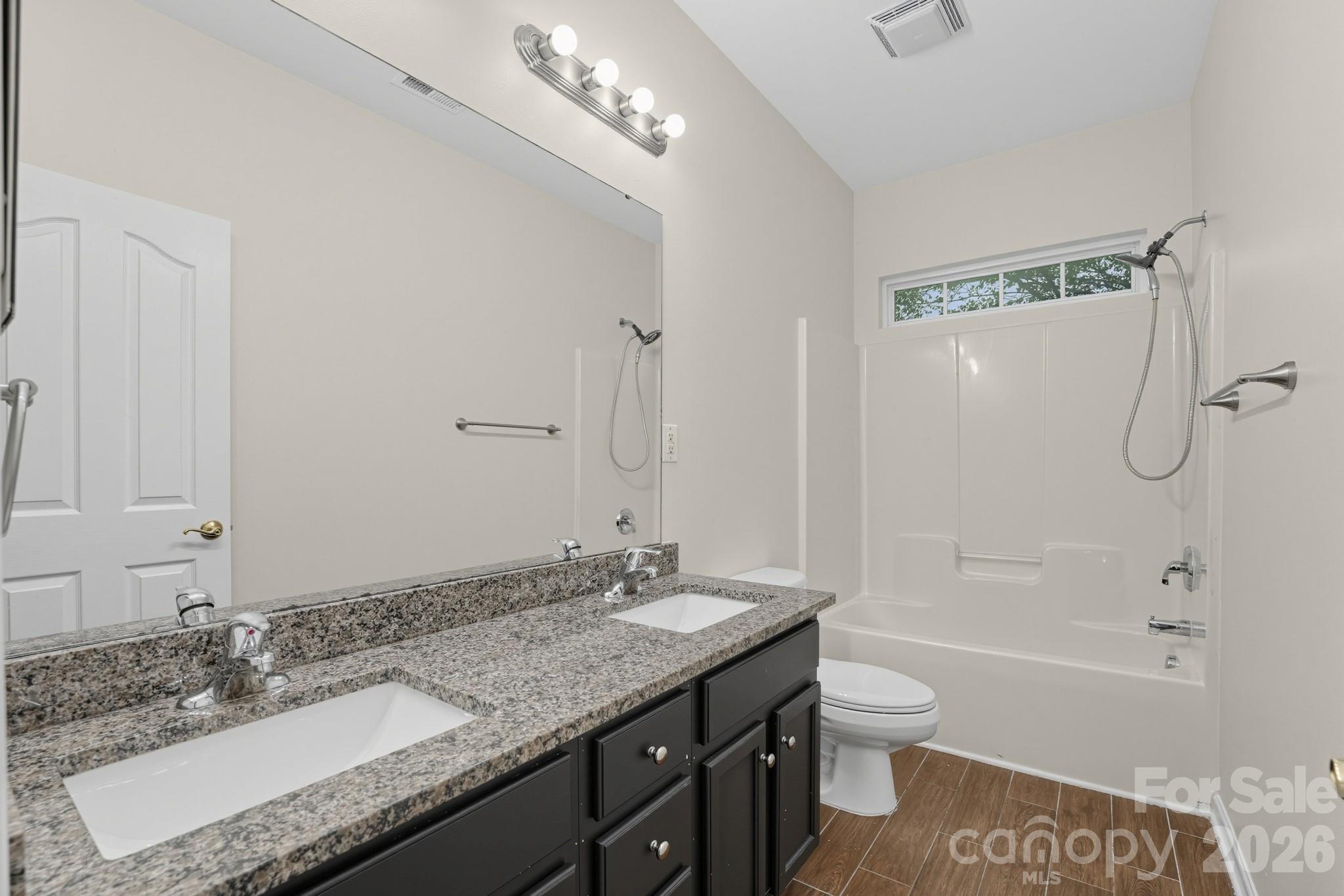 15127 Kellington Court Property Photo 24