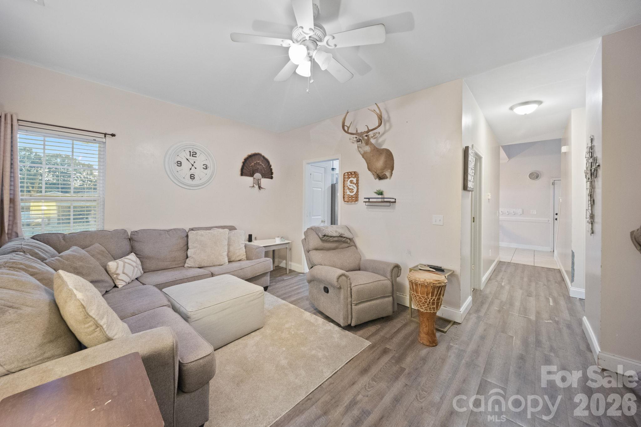 511 S Zion Street Property Photo 9