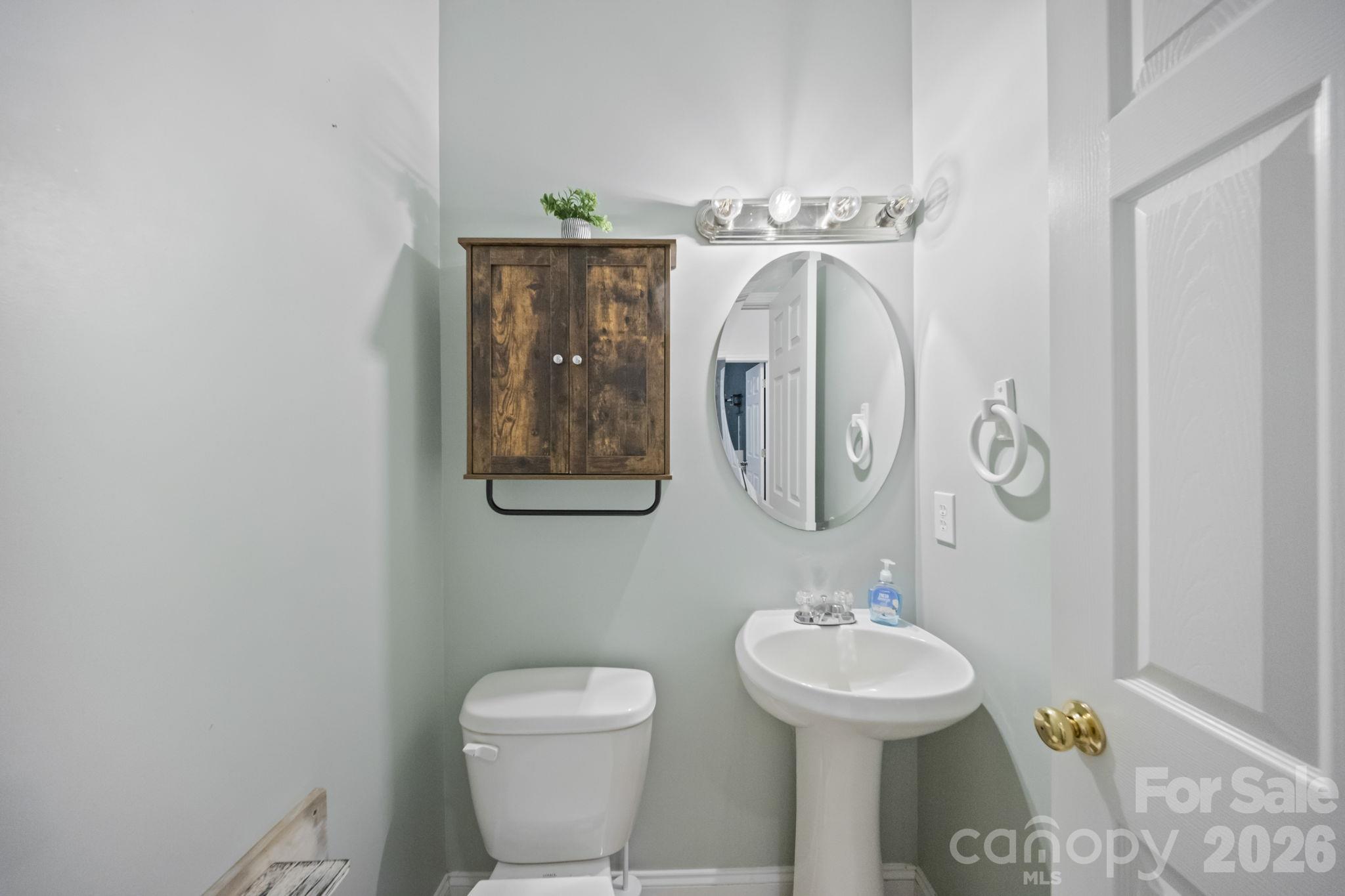 511 S Zion Street Property Photo 10