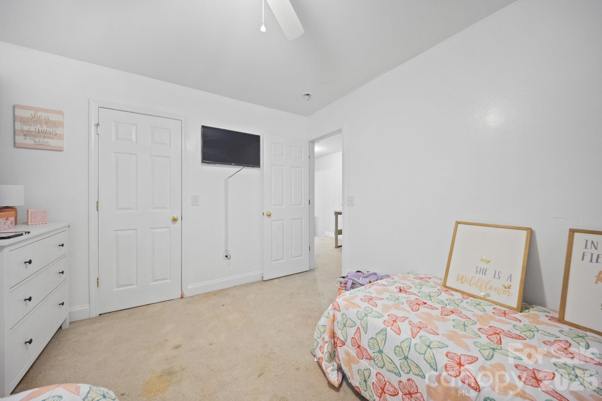 511 S Zion Street Property Photo 18