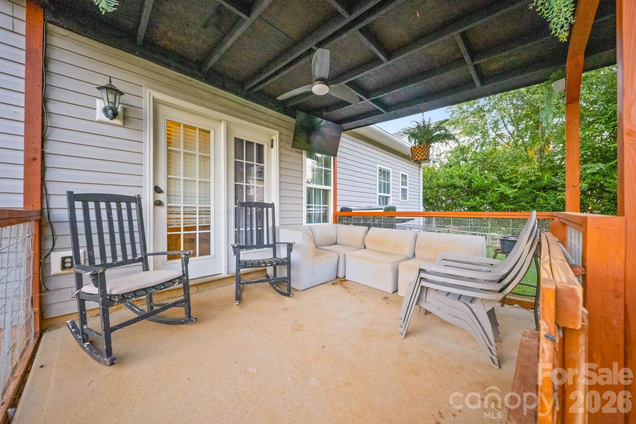 511 S Zion Street Property Photo 25