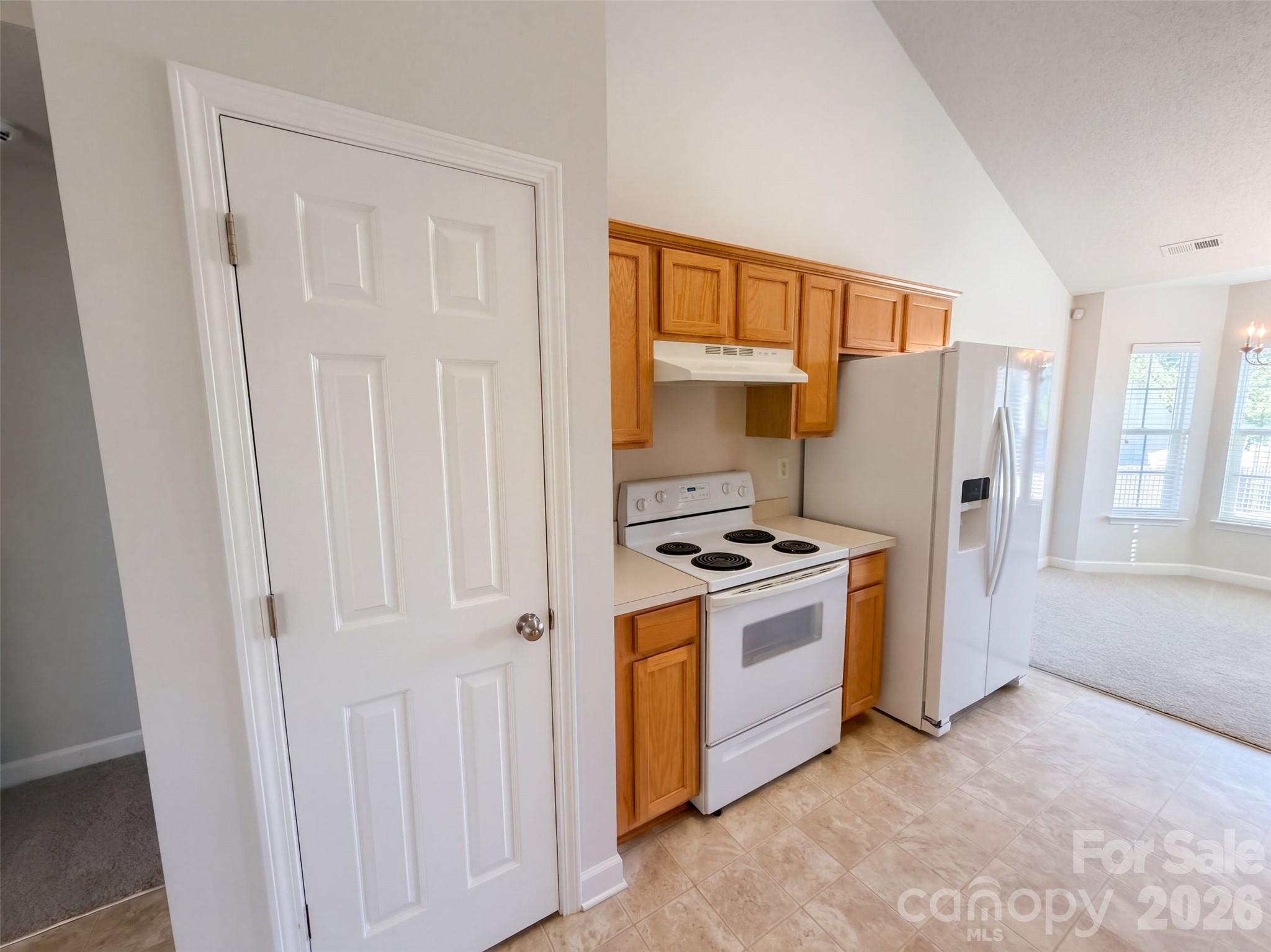 11344 Pointer Ridge Drive Property Photo 9